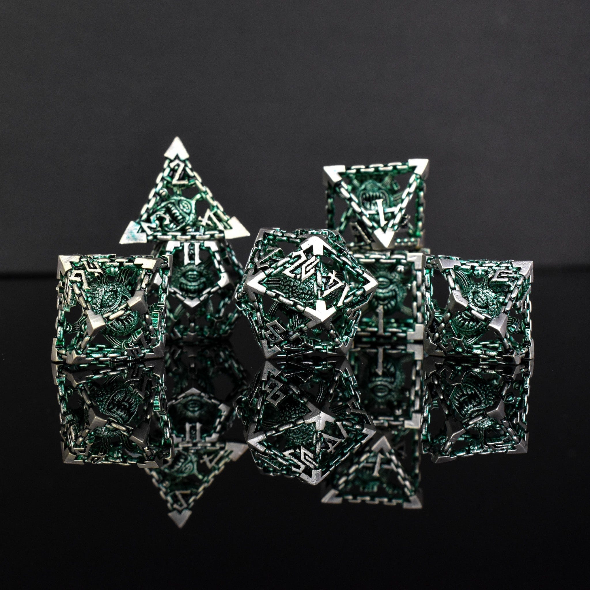 Misty Mountain Gaming hollow Beholder's Gates Hollow Metal Dice Set - Green and Silver