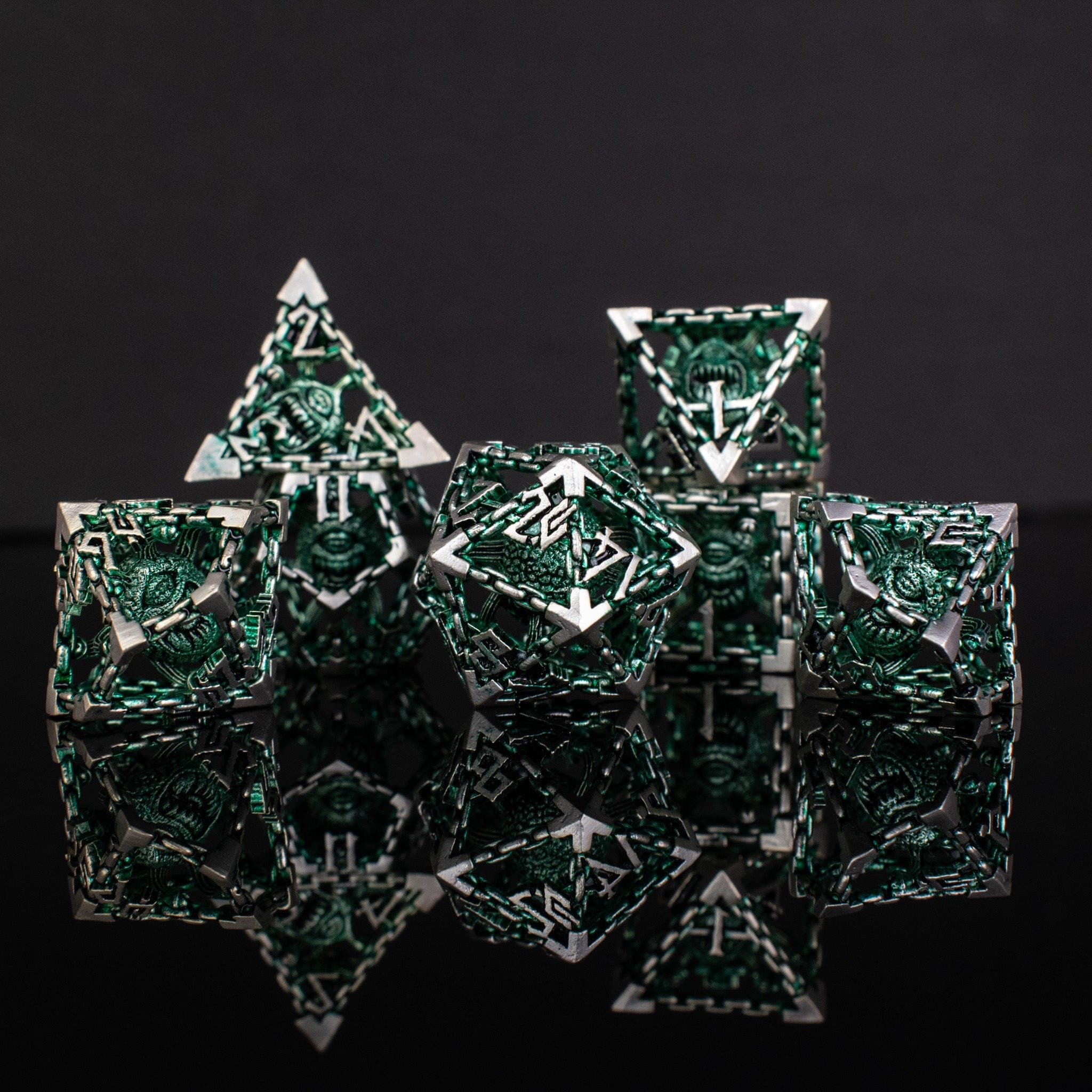 Misty Mountain Gaming hollow Beholder's Gates Hollow Metal Dice Set - Green and Silver