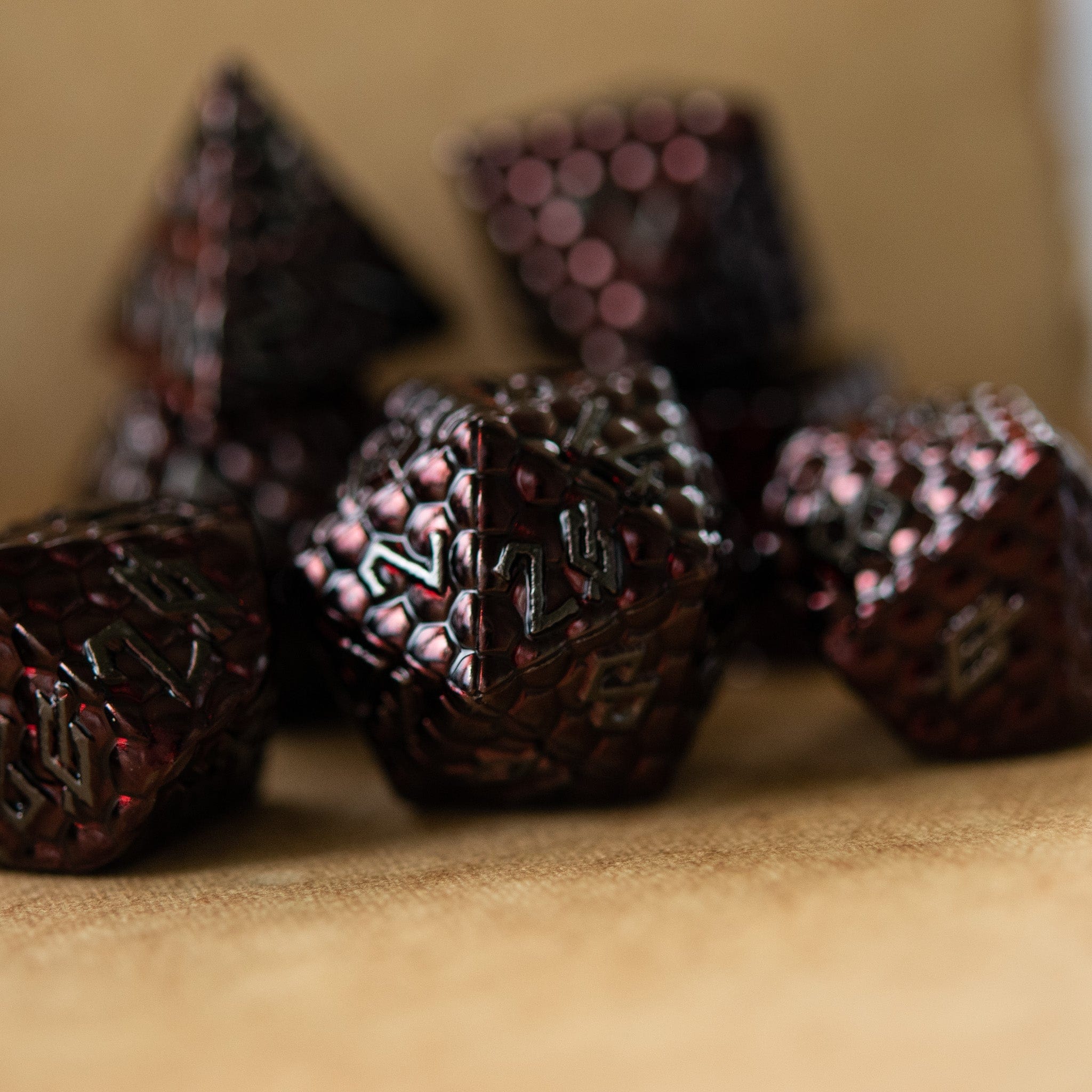 Misty Mountain Gaming Metal Blood Red Dragon's Egg Metal Dice Set