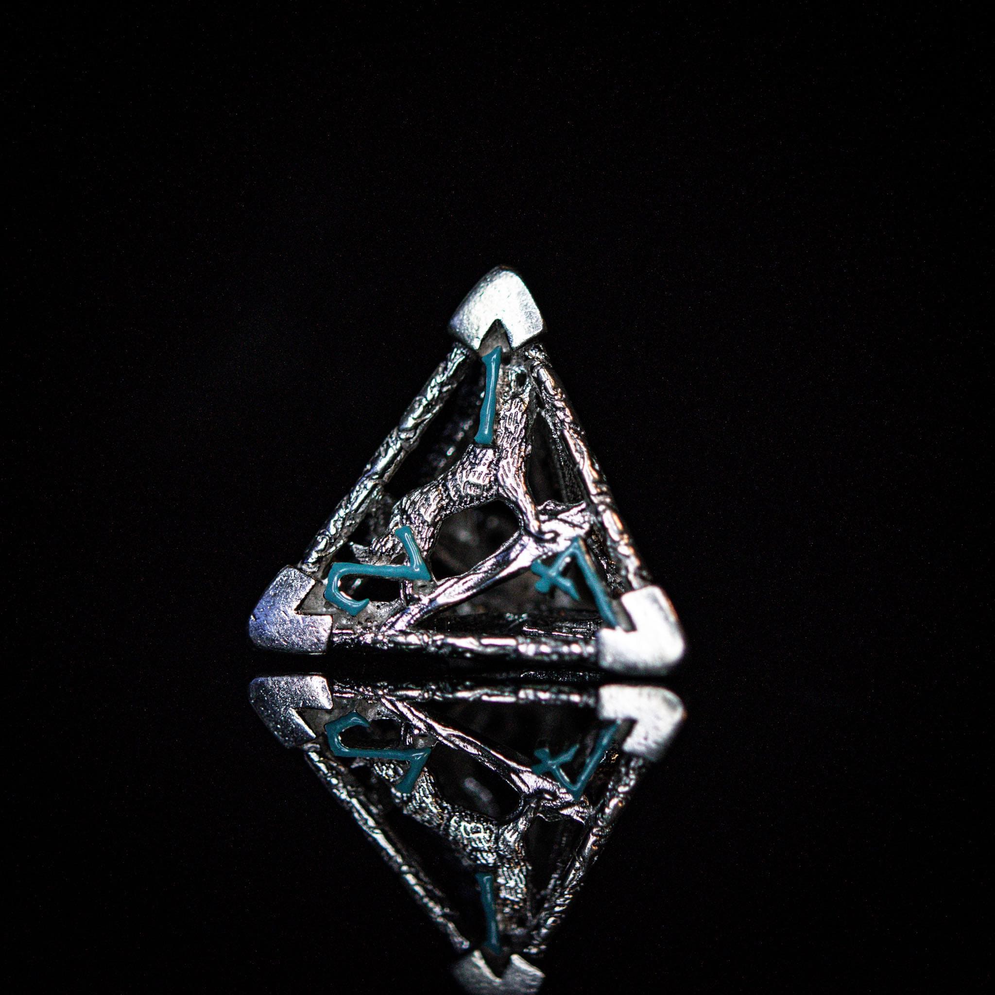 Misty Mountain Gaming hollow NYCC Exclusive Sterling Silver Dice Set - Blue