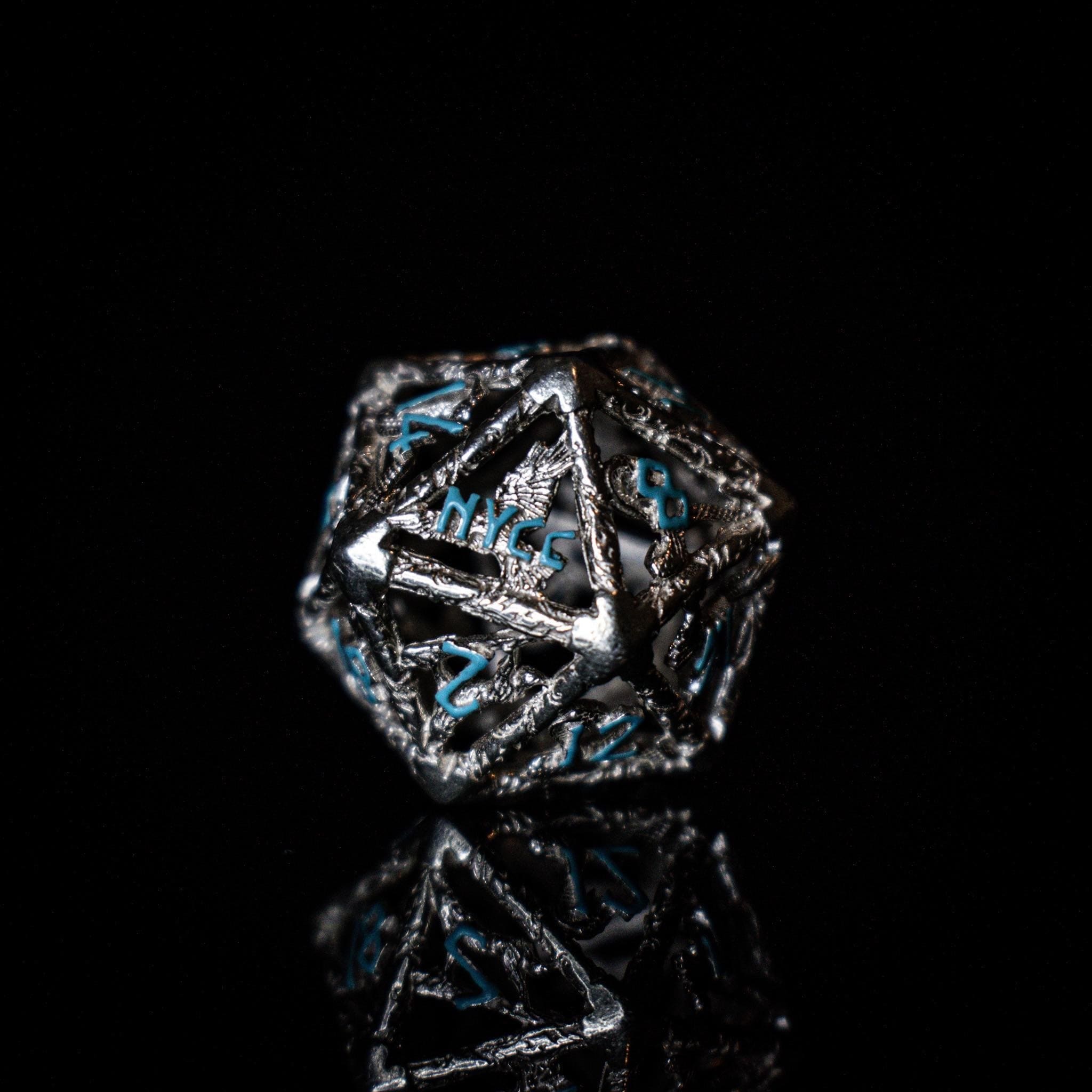 Misty Mountain Gaming hollow NYCC Exclusive Sterling Silver Dice Set - Blue