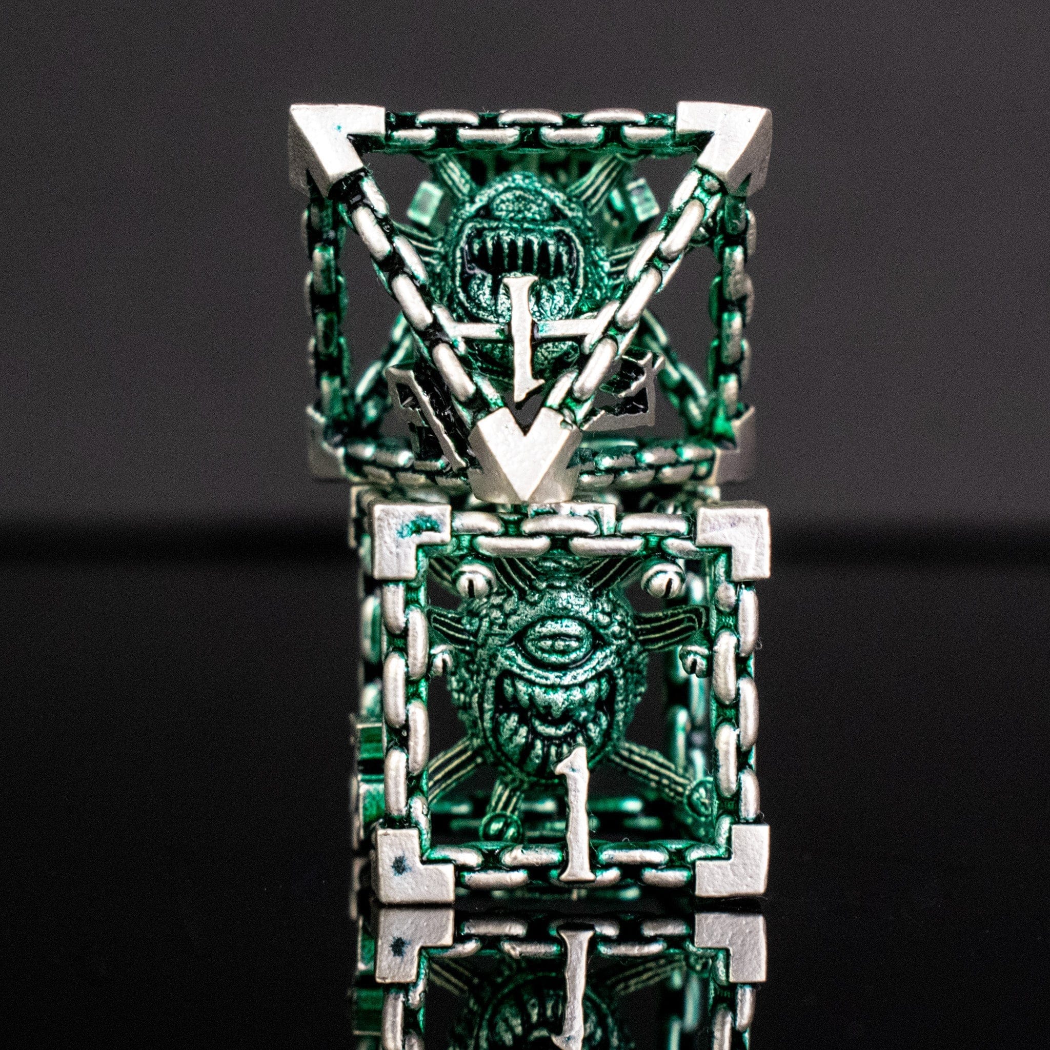 Misty Mountain Gaming hollow Beholder's Gates Hollow Metal Dice Set - Green and Silver