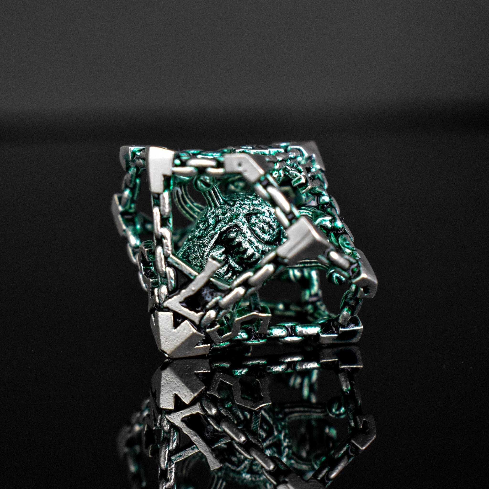 Misty Mountain Gaming hollow Beholder's Gates Hollow Metal Dice Set - Green and Silver