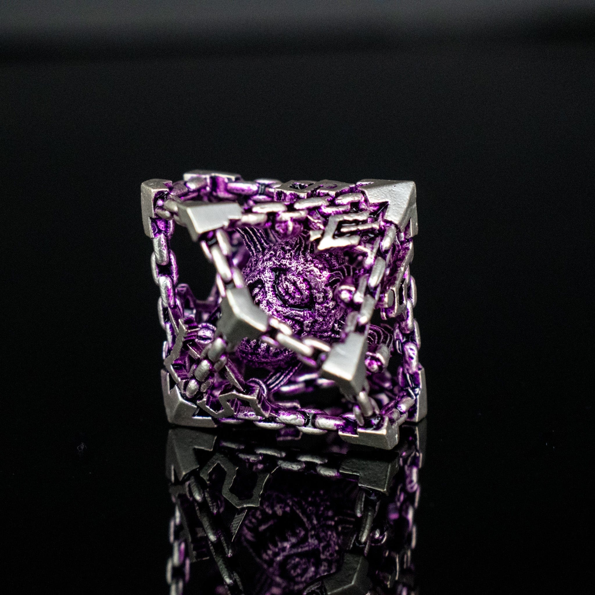 Misty Mountain Gaming hollow Beholder's Gates Hollow Metal Dice Set - Purple and Silver