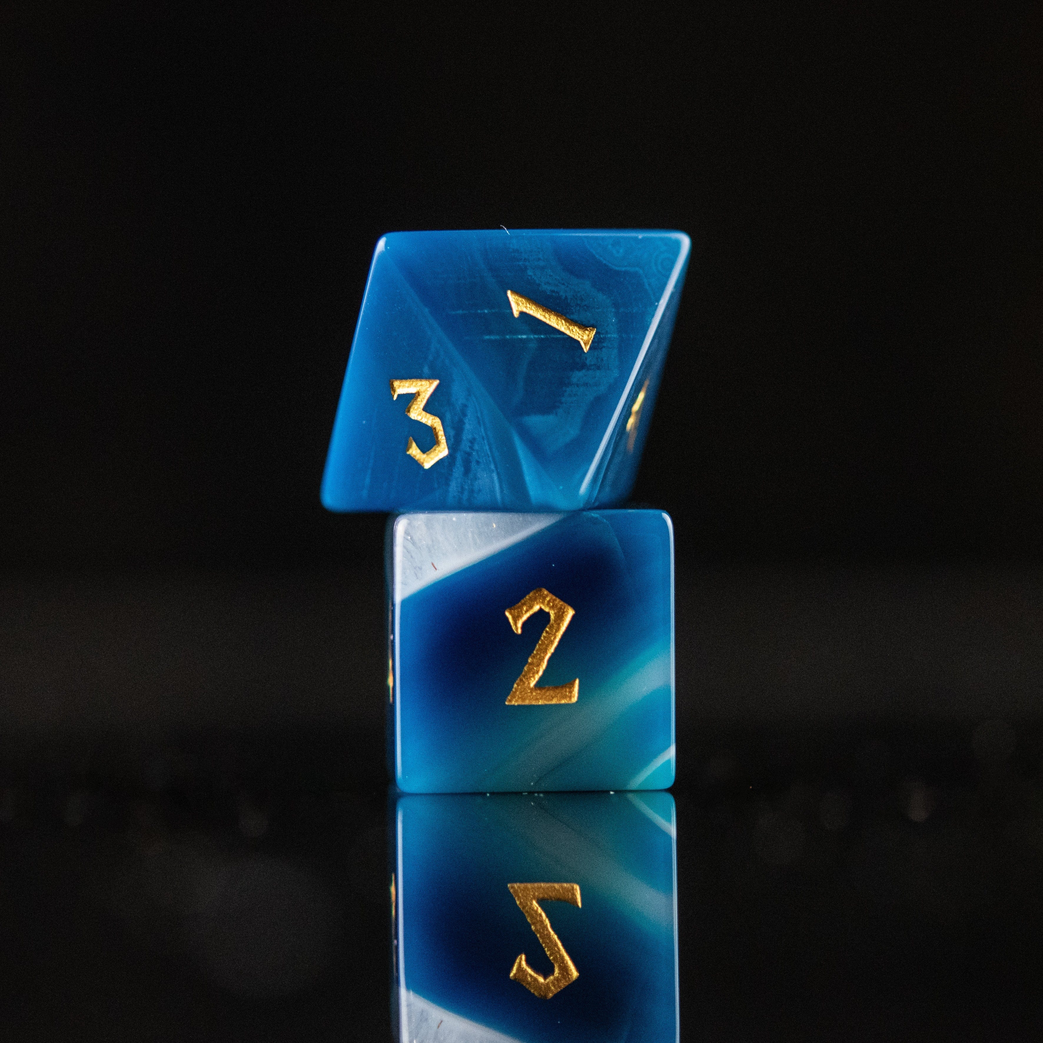 Misty Mountain Gaming Stone/Glass Blue Agate Stone Dice Set