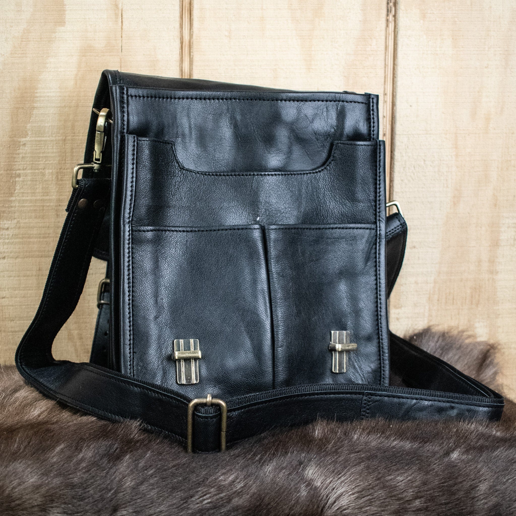 Misty Mountain Gaming leather bag "D&D Ultimate Campaign" Leather Bag (v.2)- Black