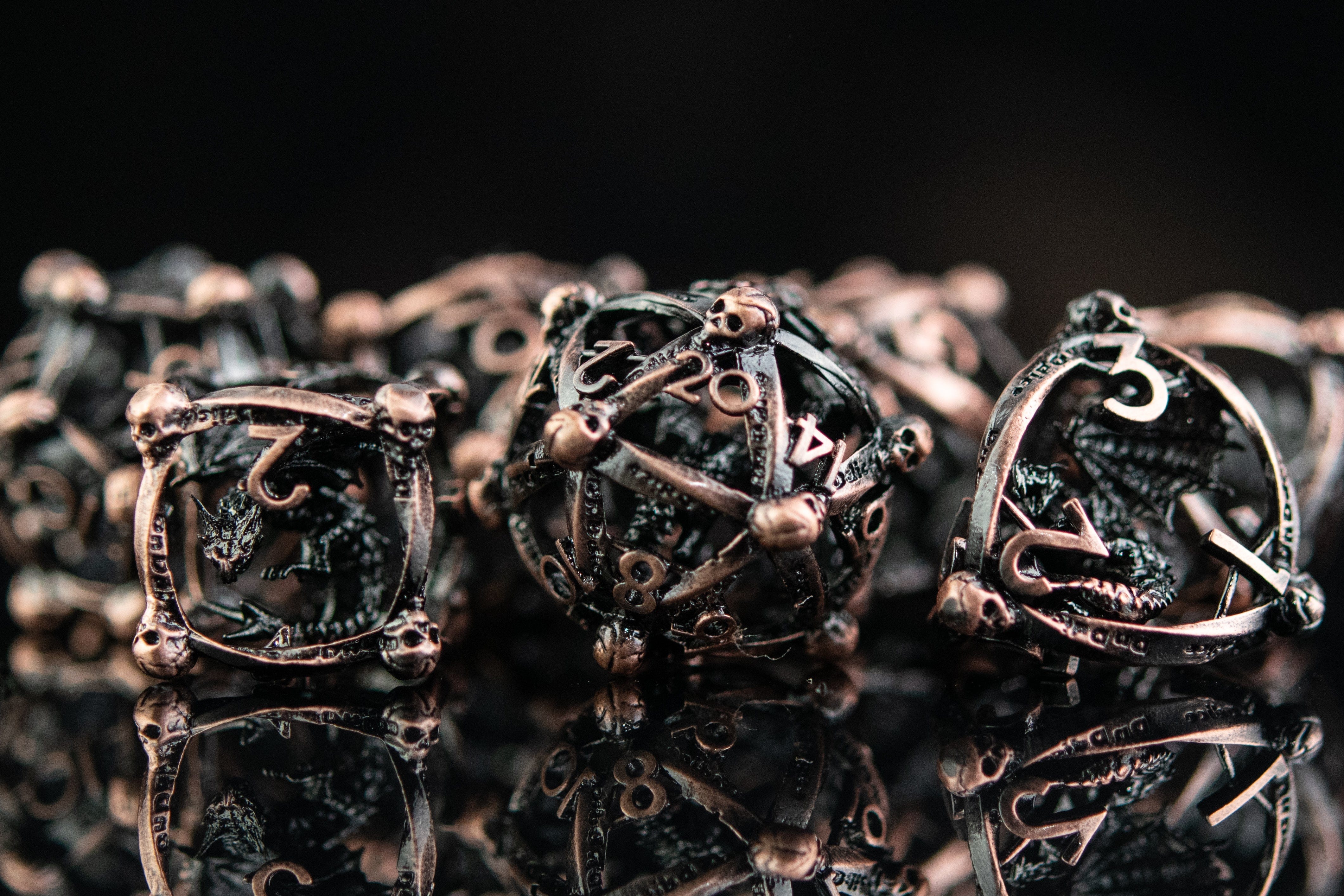 Misty Mountain Gaming hollow Draco Immortui Hollow Metal Dice Set - Bronze