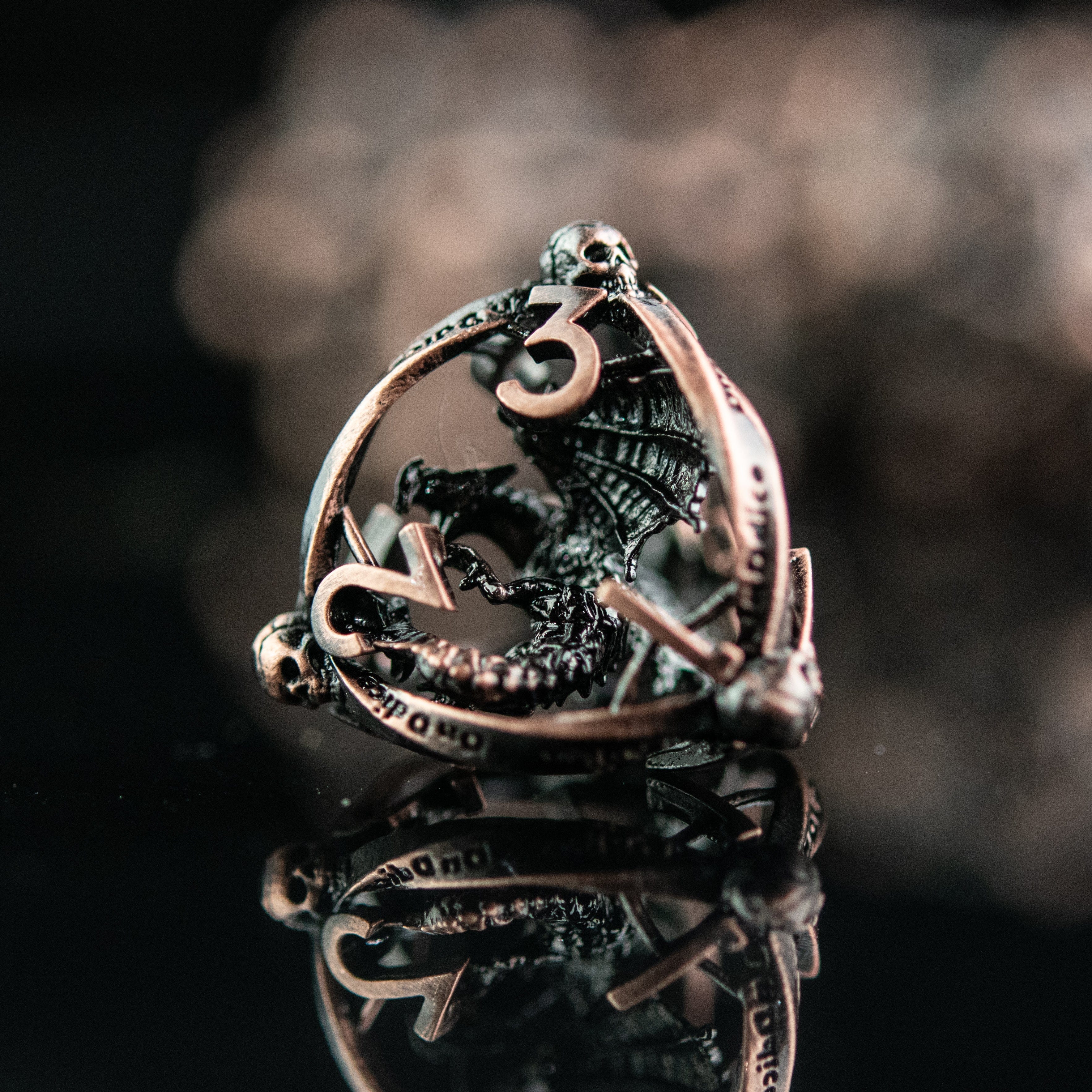 Misty Mountain Gaming hollow Draco Immortui Hollow Metal Dice Set - Bronze