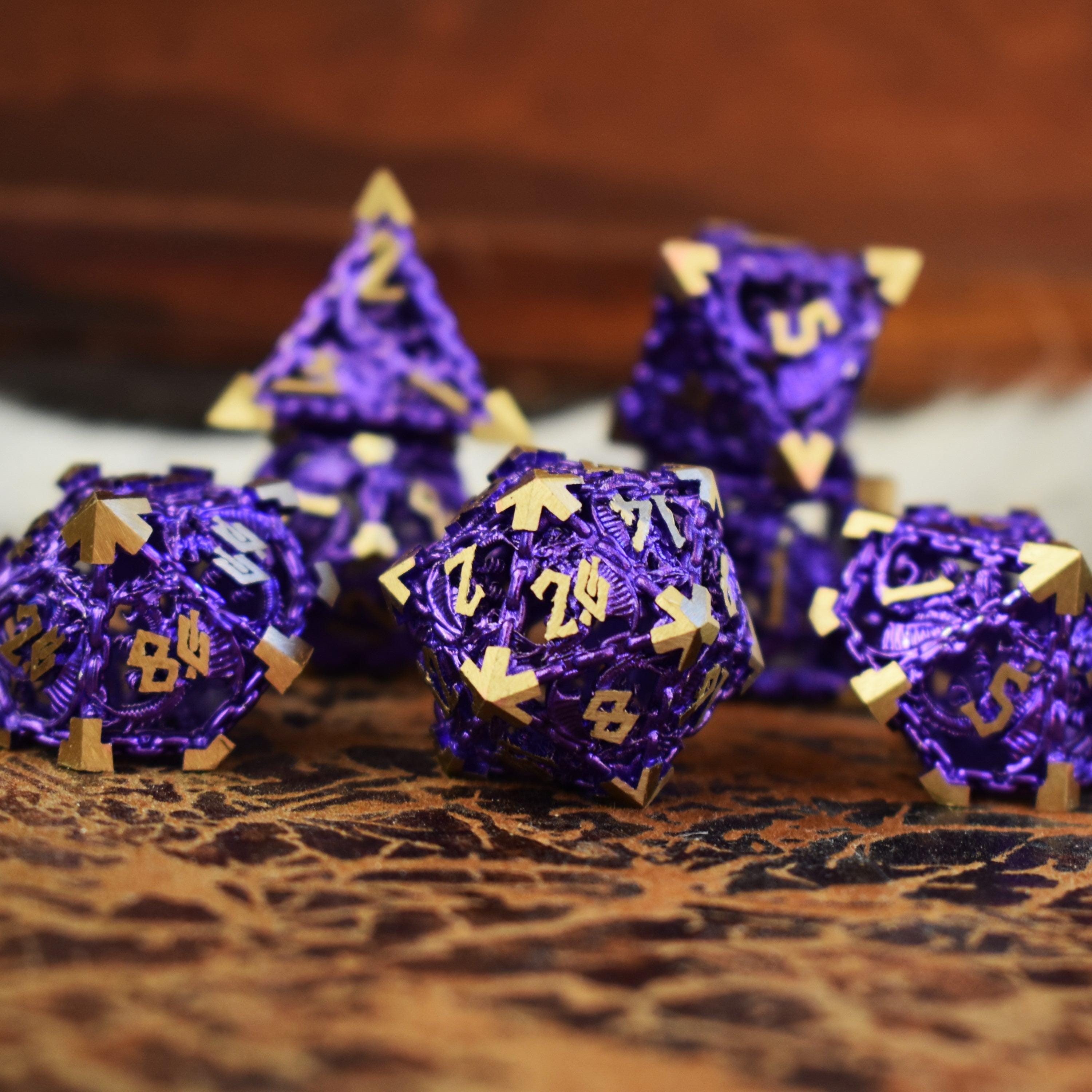 Misty Mountain Gaming hollow Dragon's Lair Hollow Metal Dice Set - Purple