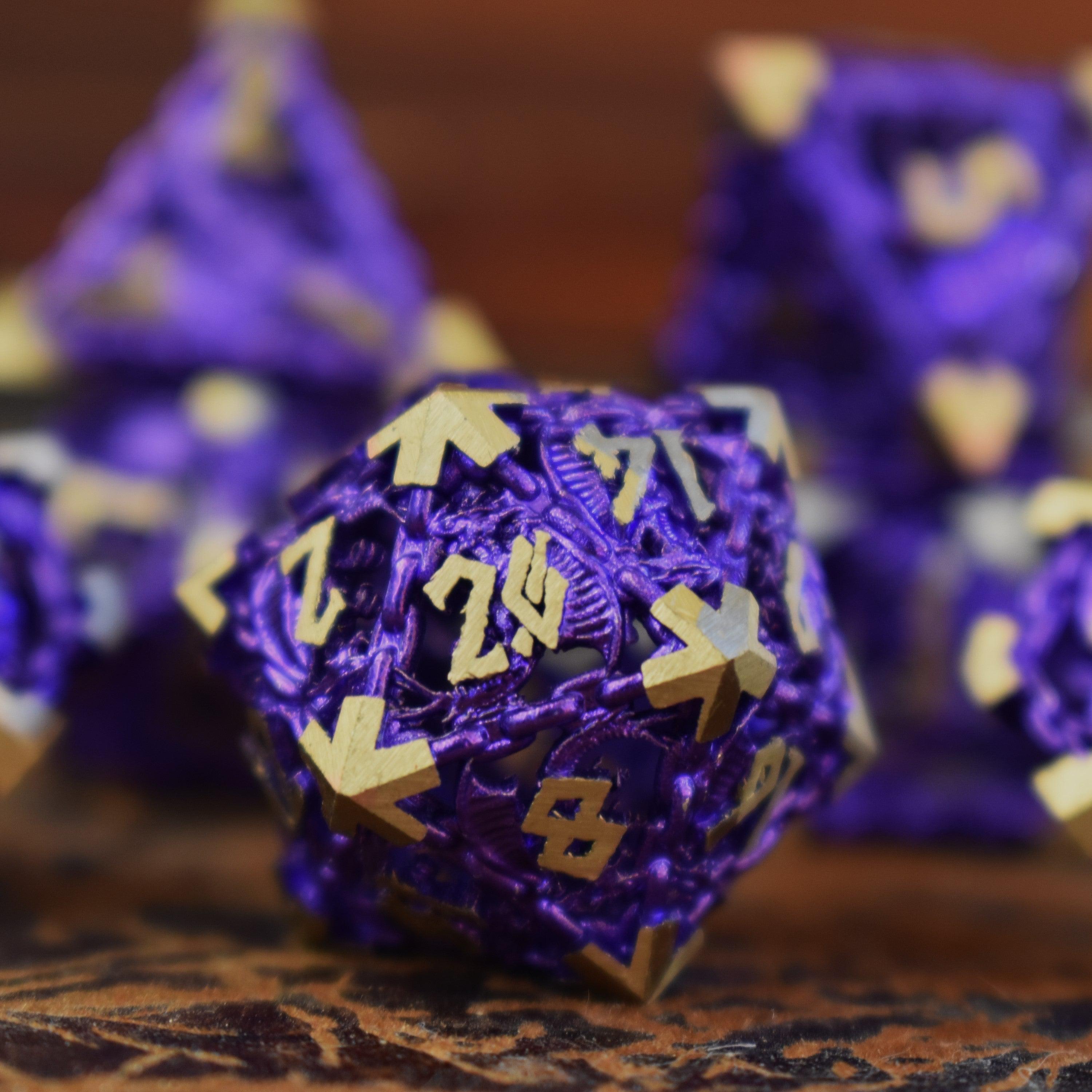 Misty Mountain Gaming hollow Dragon's Lair Hollow Metal Dice Set - Purple