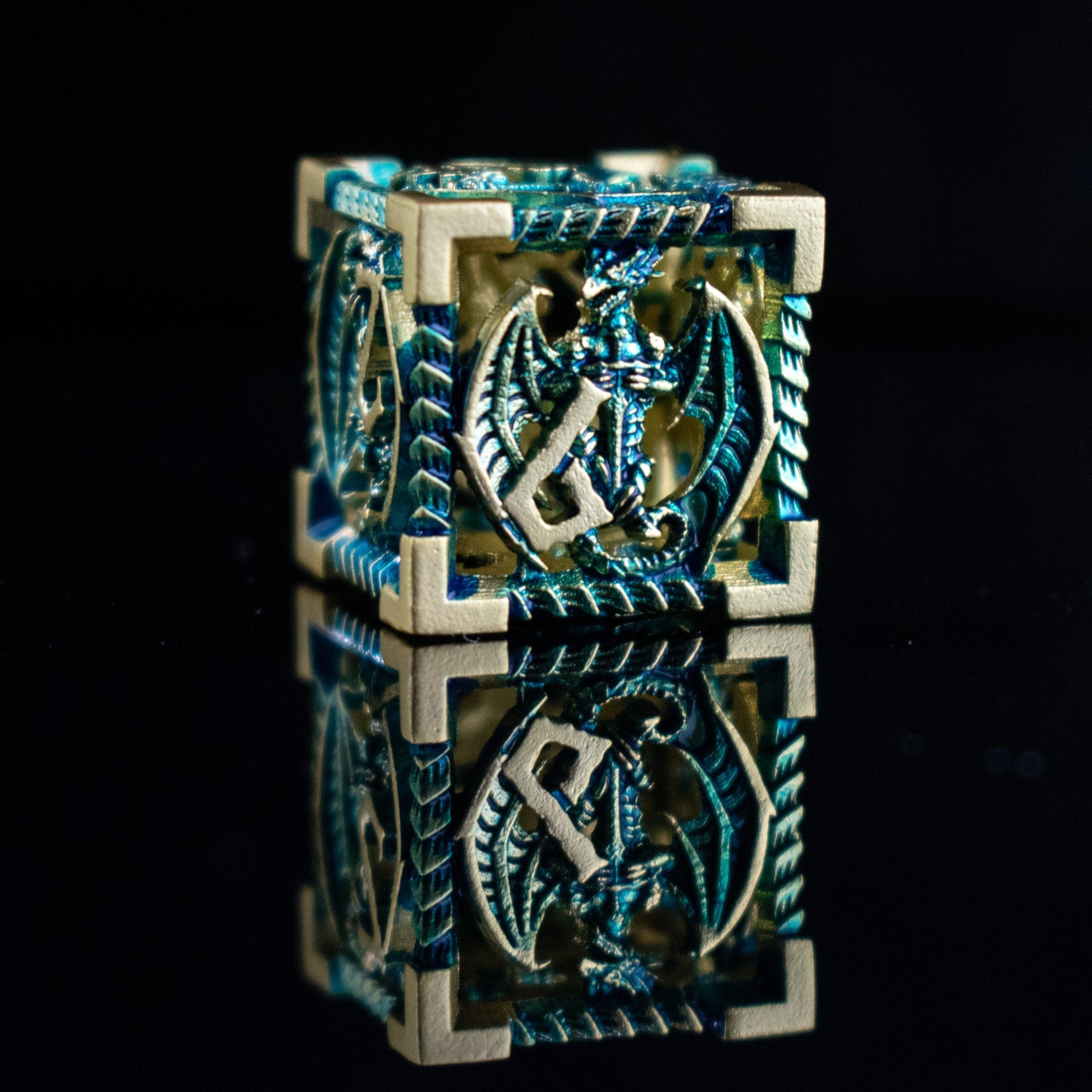 Misty Mountain Gaming hollow Dragonguard Hollow Metal Dice Set - Azure and Gold