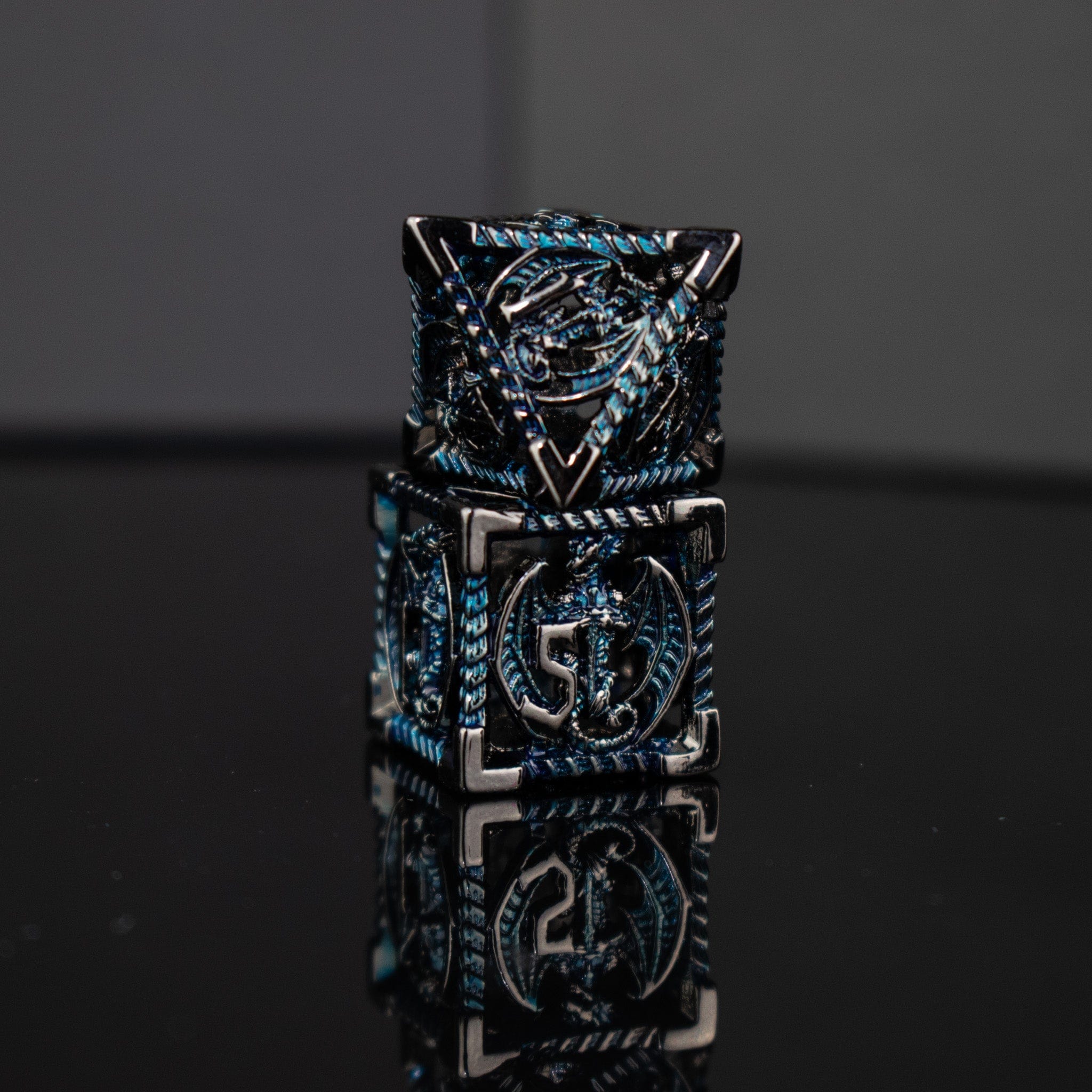 Misty Mountain Gaming hollow Dragonguard Hollow Metal Dice Set - Cobalt and Shadow