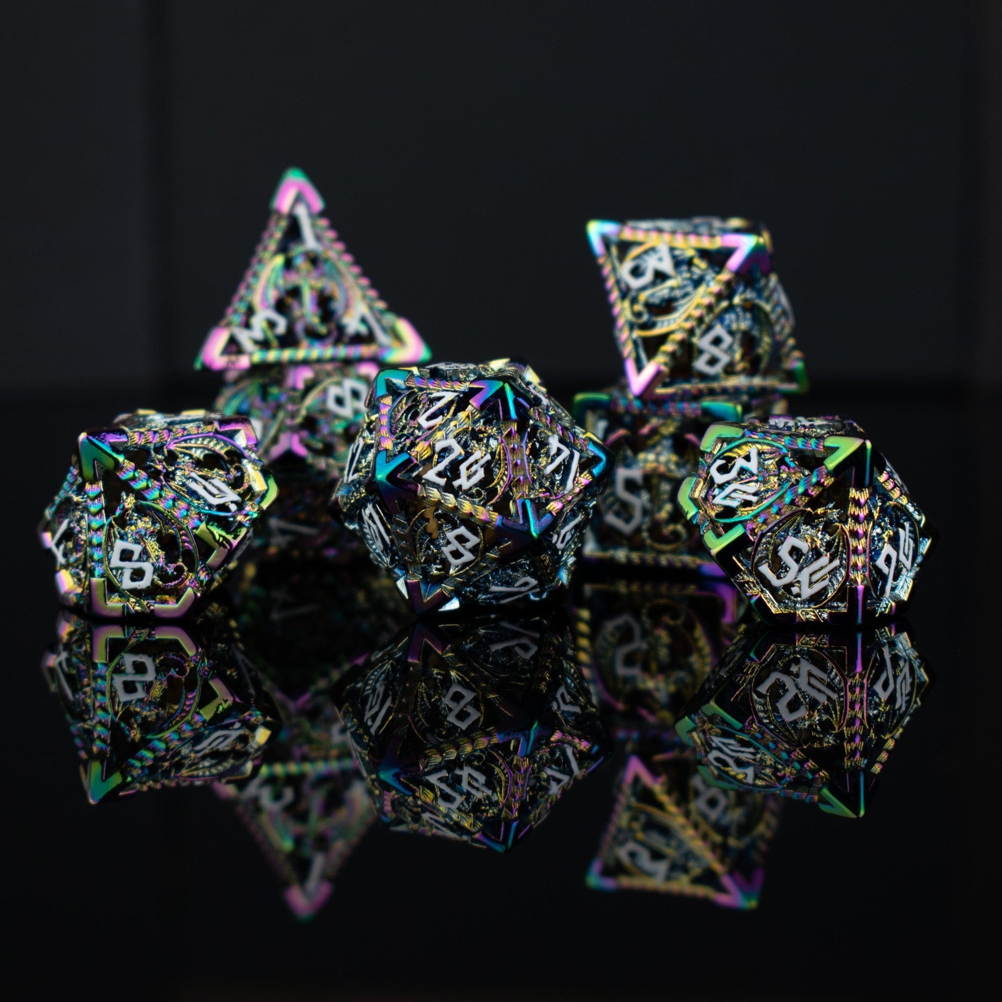 Misty Mountain Gaming hollow Dragonguard Hollow Metal Dice Set - Iridescent