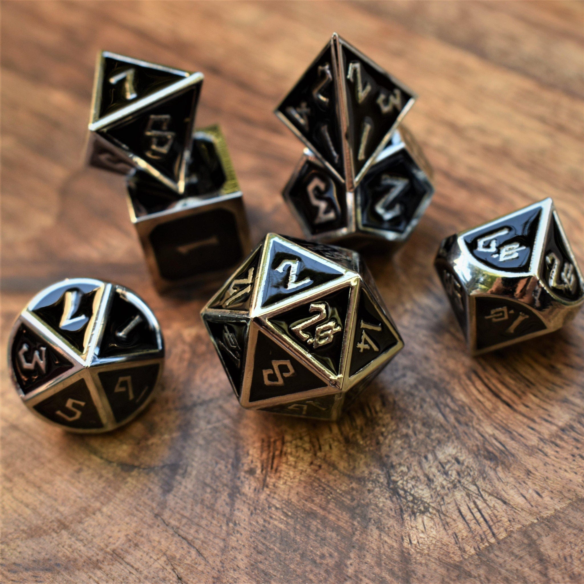 Misty Mountain Gaming Metal Elder Runes Silver And Shadow Metal Dice Set