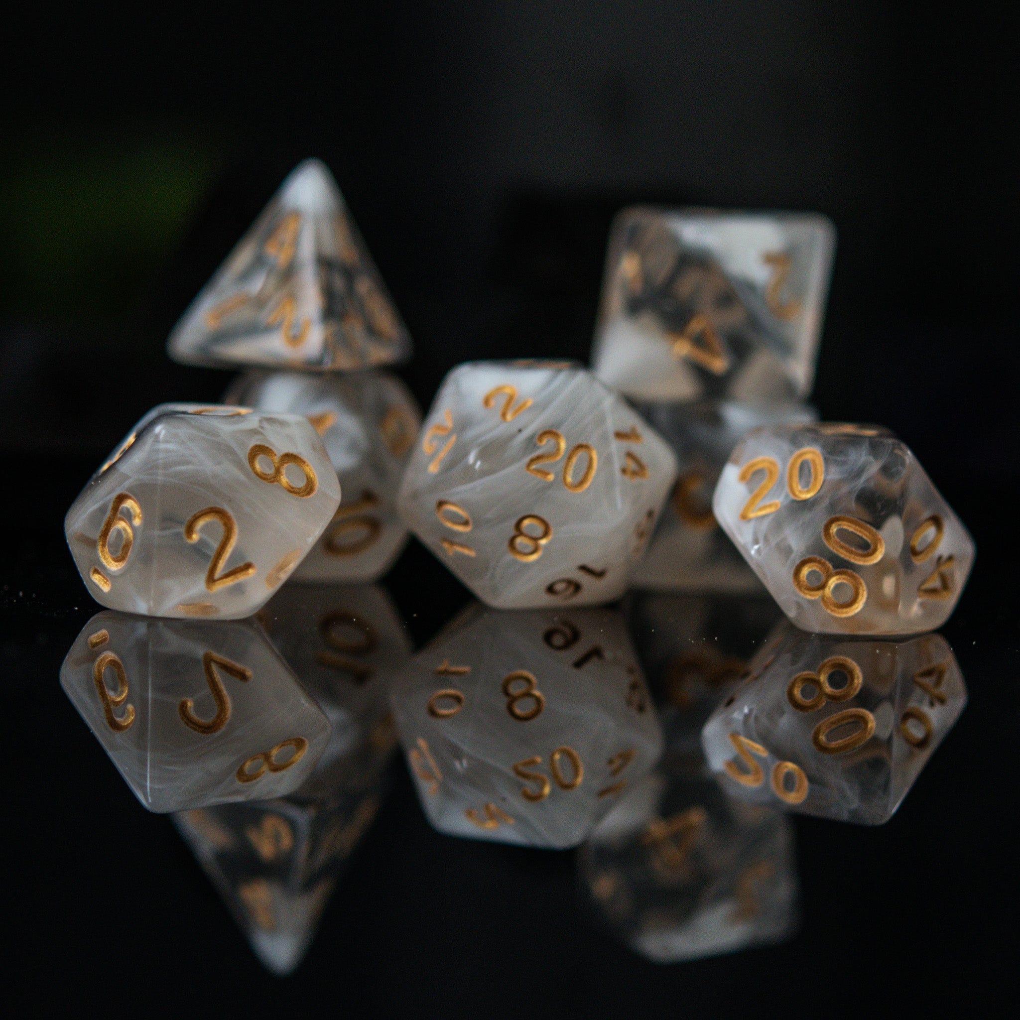 Misty Mountain Gaming Acrylic Dice Elixir of Invisibility Acrylic Dice Set