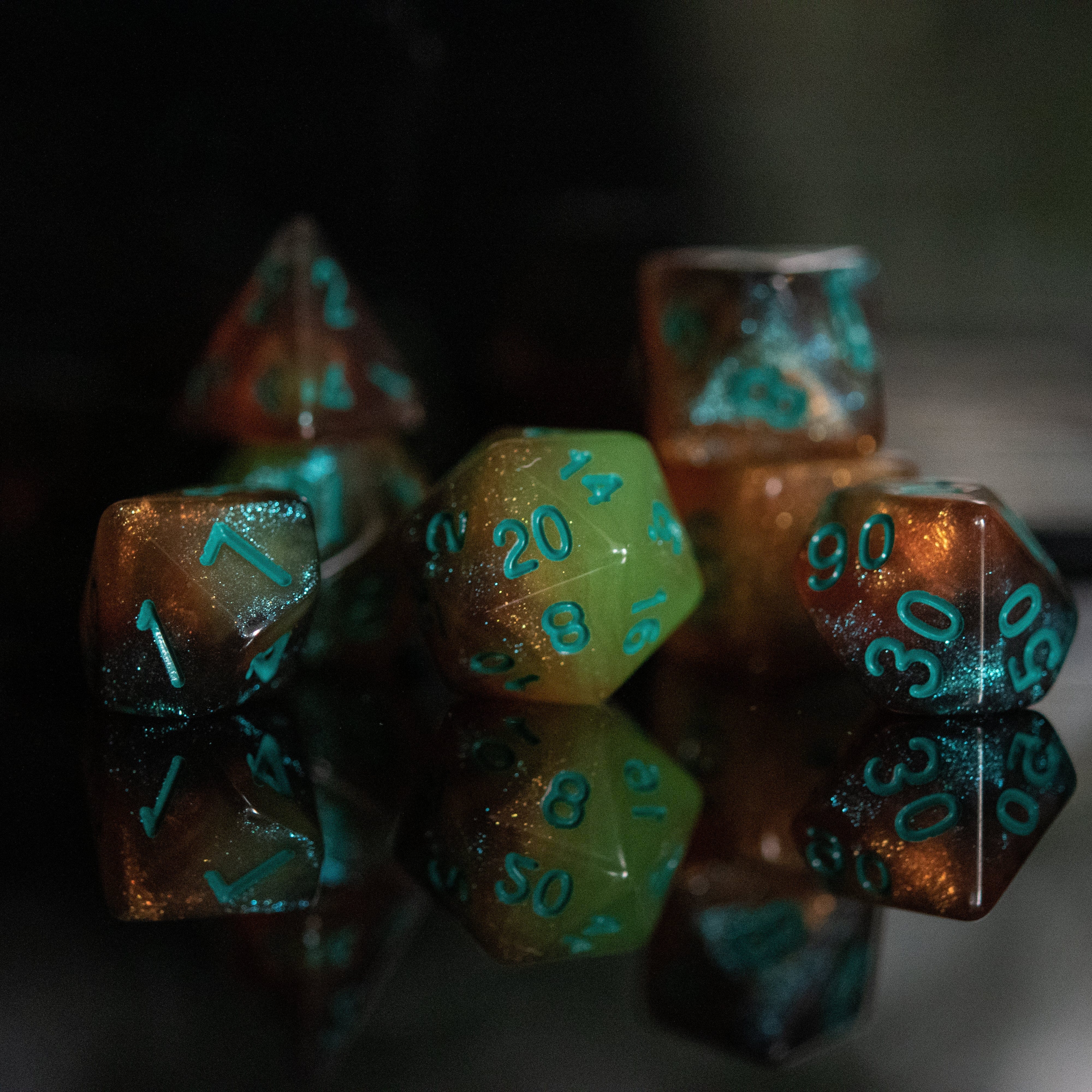 Misty Mountain Gaming Acrylic Dice Extraterrestrial Acrylic Dice Set