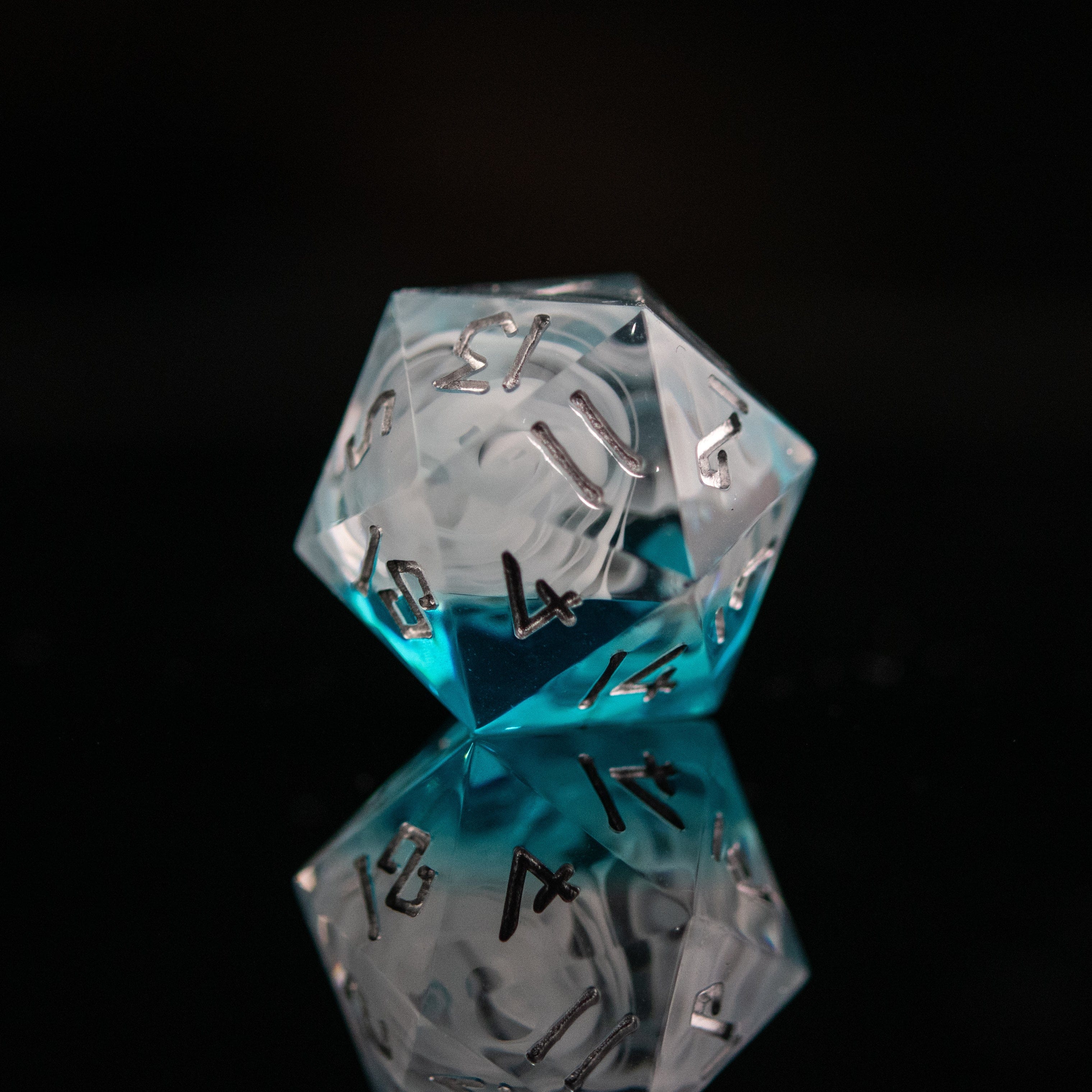 Misty Mountain Gaming Resin Fog Cloud Sharp-Edged Resin Dice Set