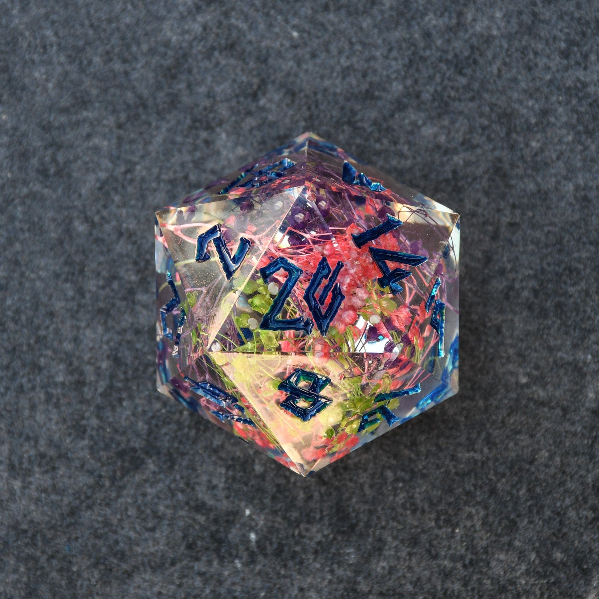 Misty Mountain Gaming Resin Garden Bouquet Blue Resin 30mm D20