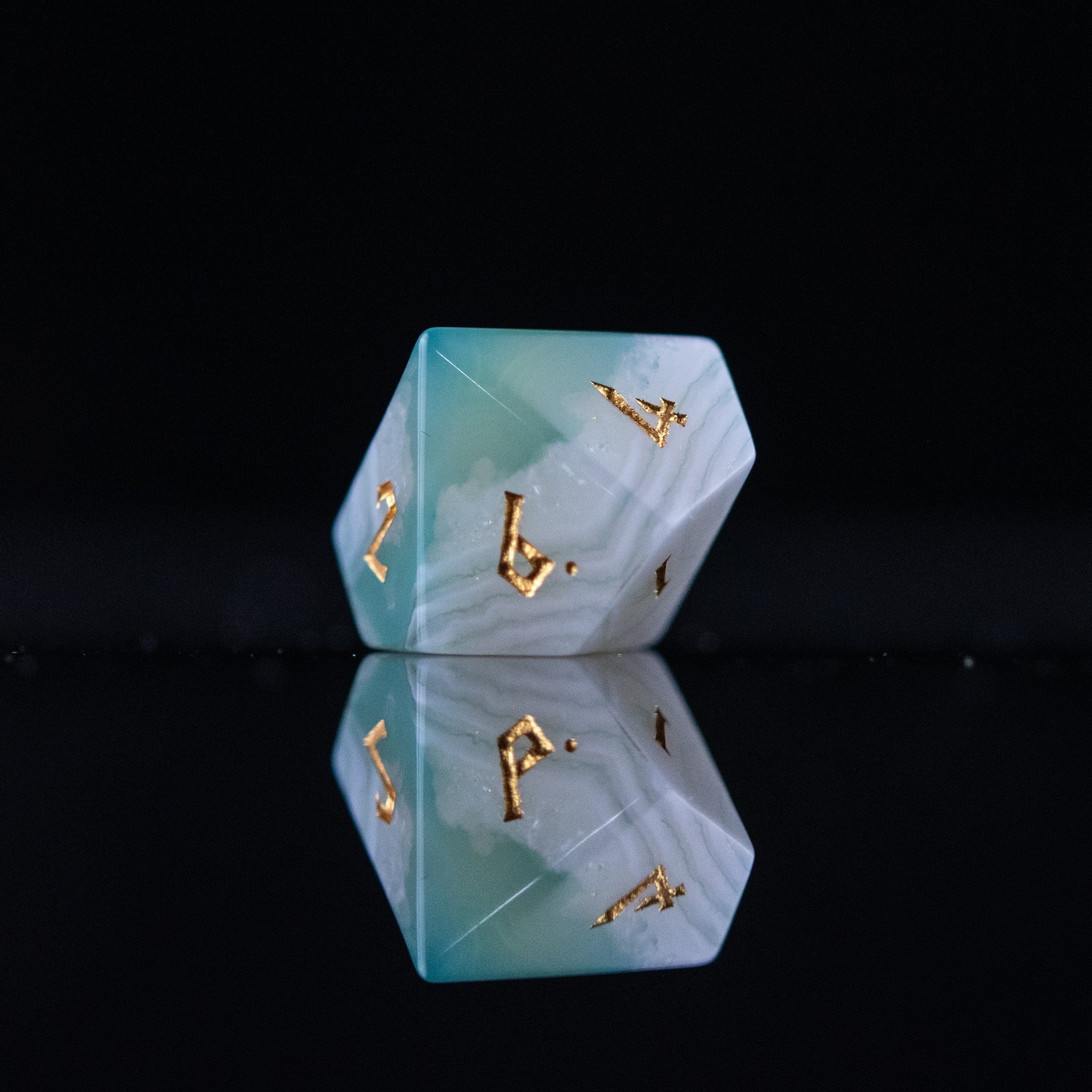Misty Mountain Gaming Stone/Glass Green Agate Stone Dice Set