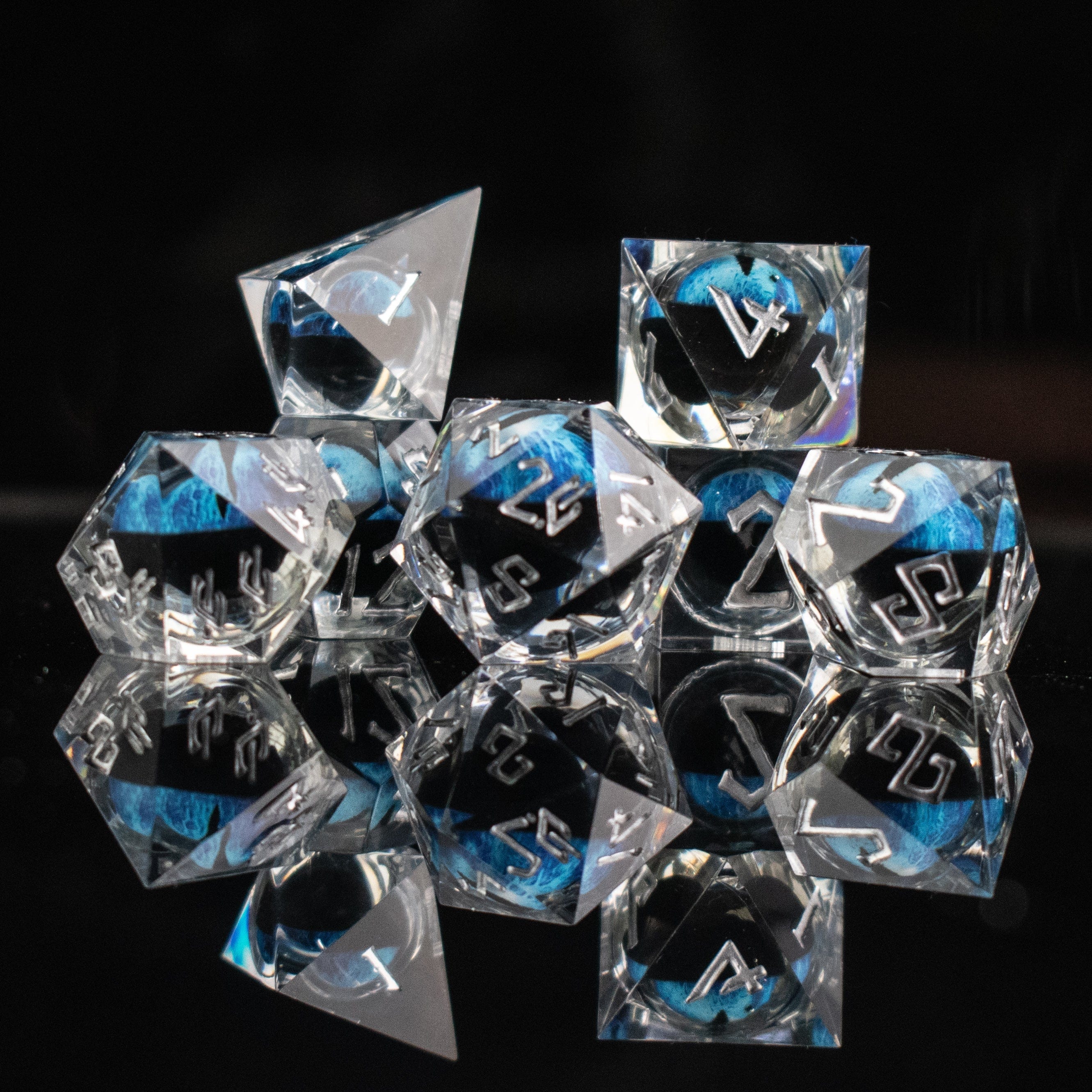 Misty Mountain Gaming Liquid Core Legacy of Blue Eyes Liquid Core Dice Set - Silver