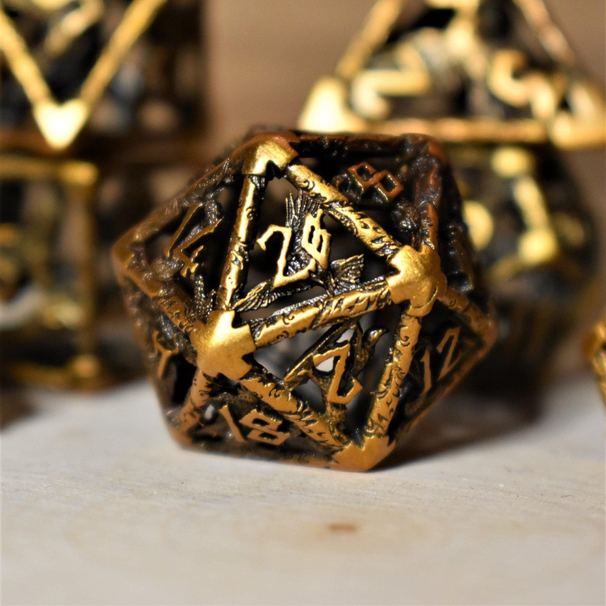 Misty Mountain Gaming hollow Legends of Valhalla - Golden Brass Hollow Metal Dice Set