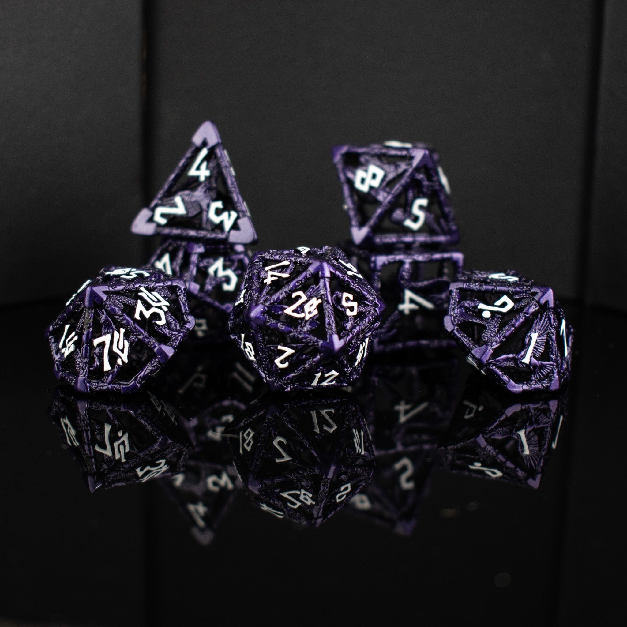 Misty Mountain Gaming hollow Legends of Valhalla - Purple Hollow Metal Dice Set