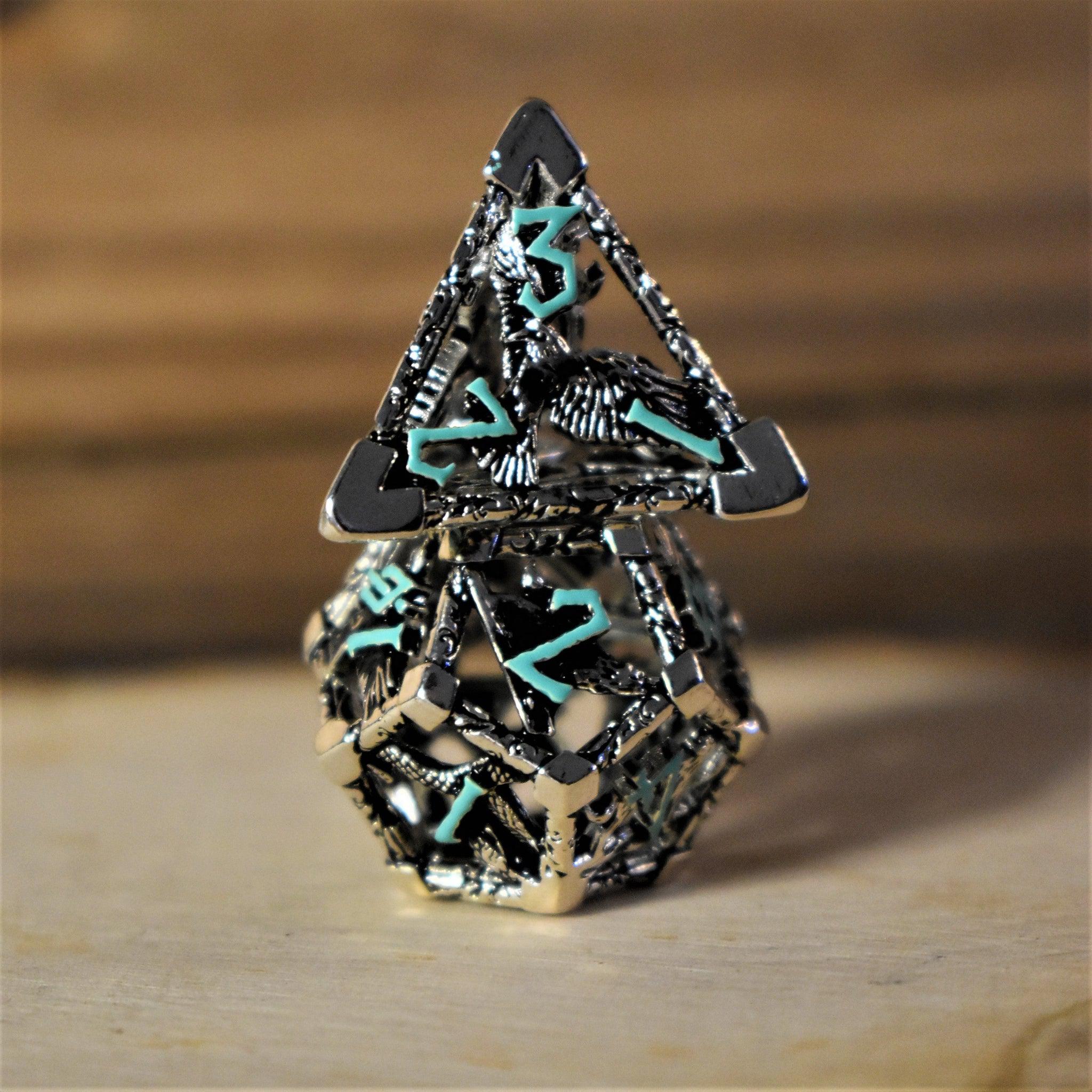 Misty Mountain Gaming hollow Legends of Valhalla - Silver and Blue Hollow Metal Dice Set