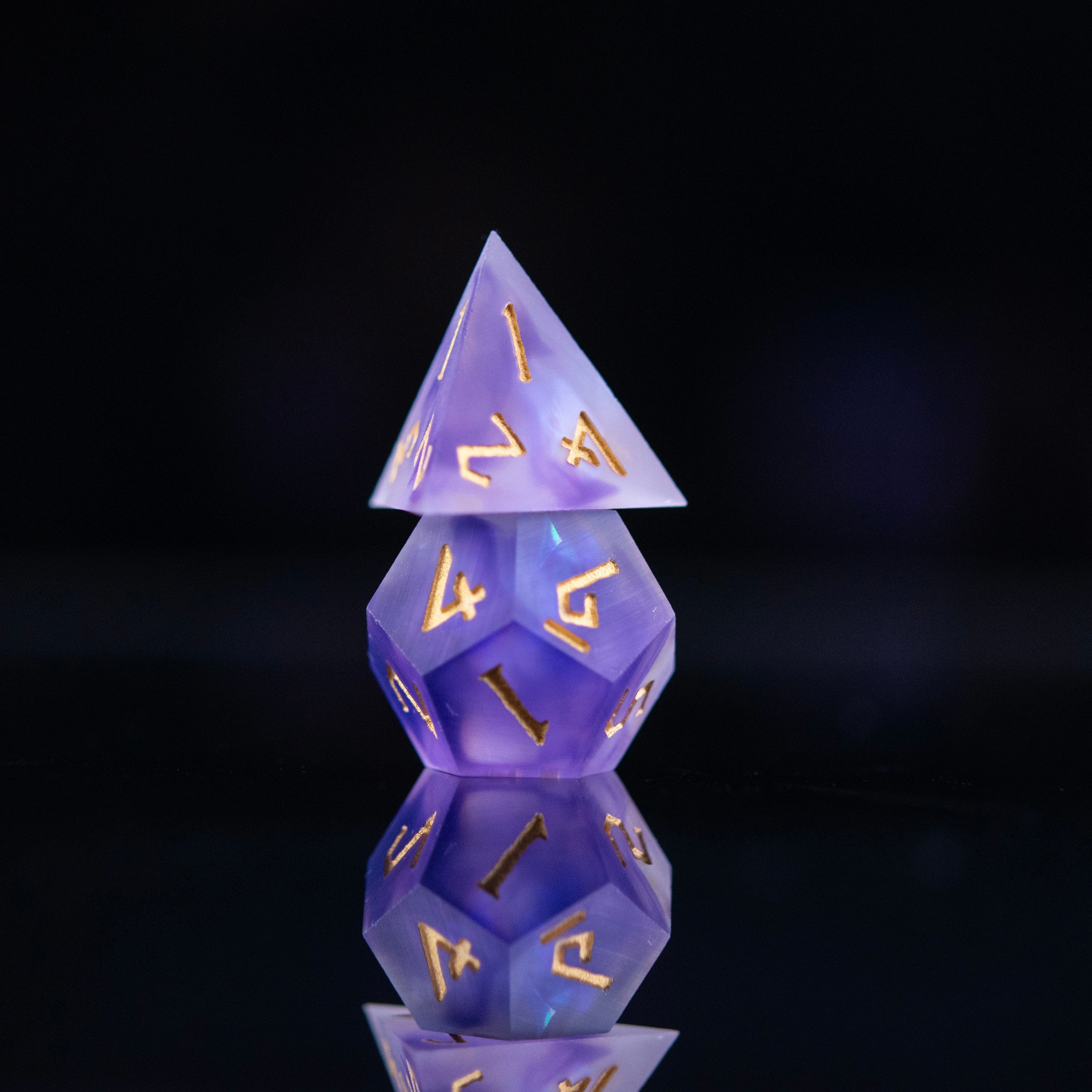 Misty Mountain Gaming Resin Mystic Divination Sharp-Edged Resin Dice Set