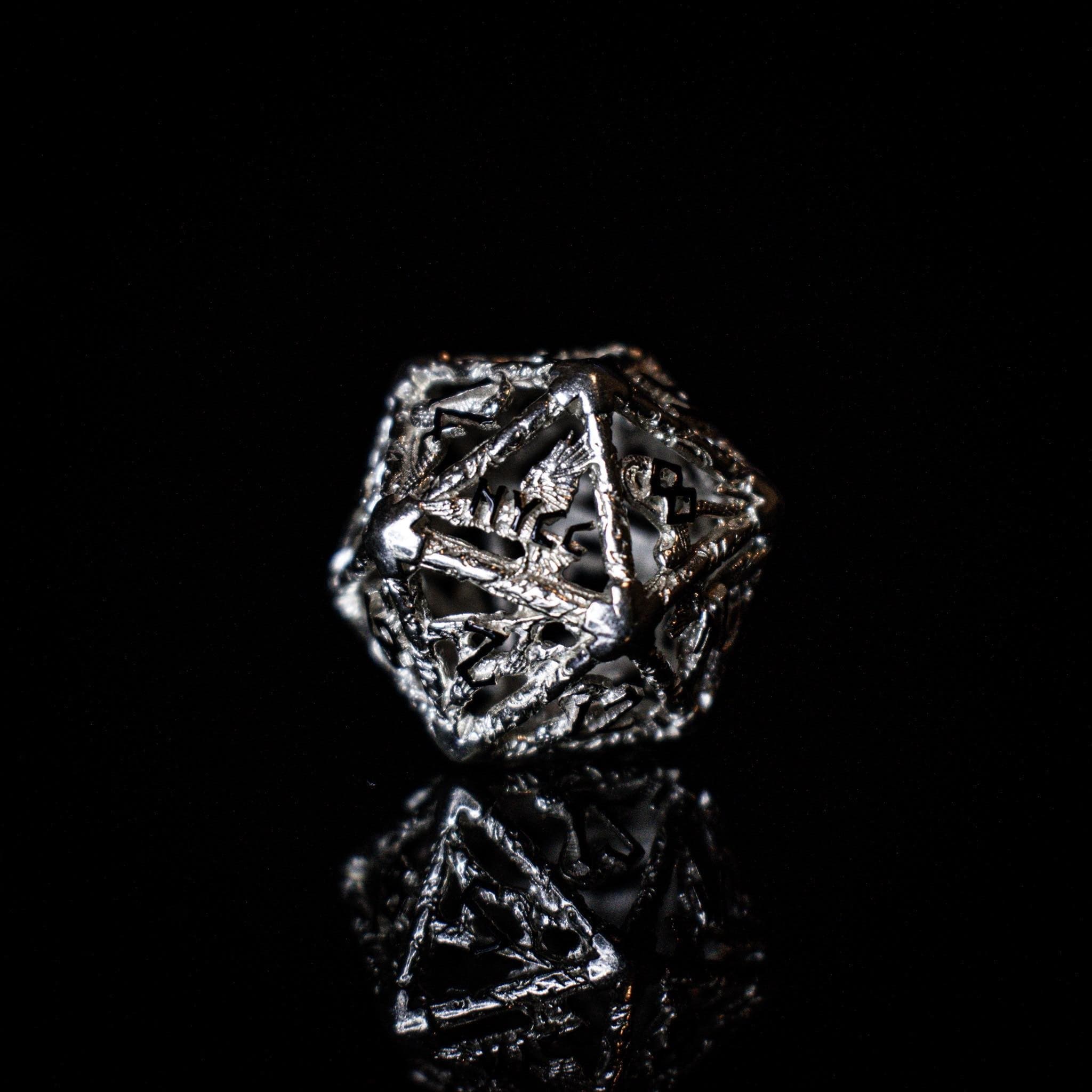 Misty Mountain Gaming hollow NYCC Exclusive Sterling Silver Dice Set - Black