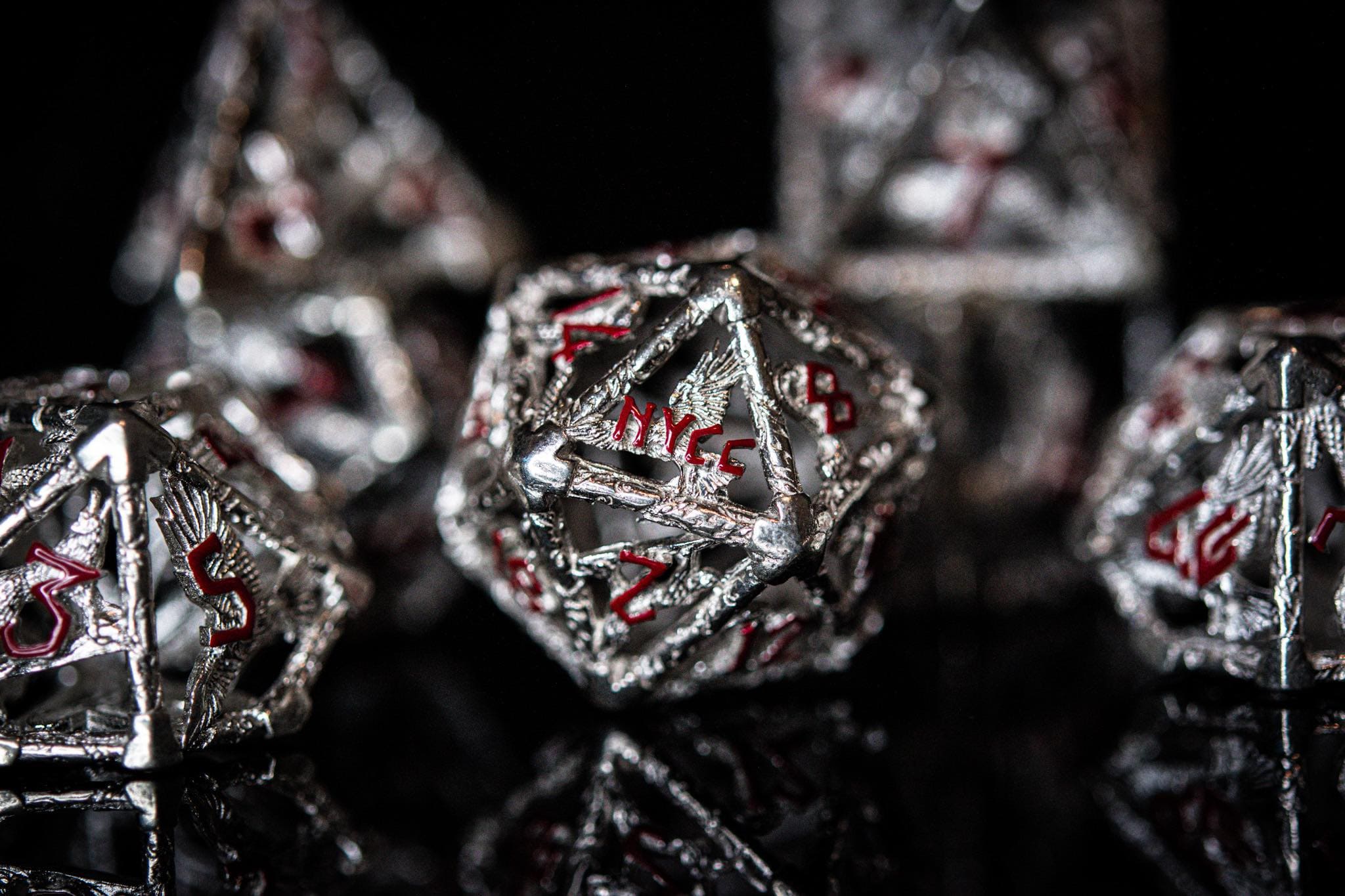 Misty Mountain Gaming hollow NYCC Exclusive Sterling Silver Dice Set - Red