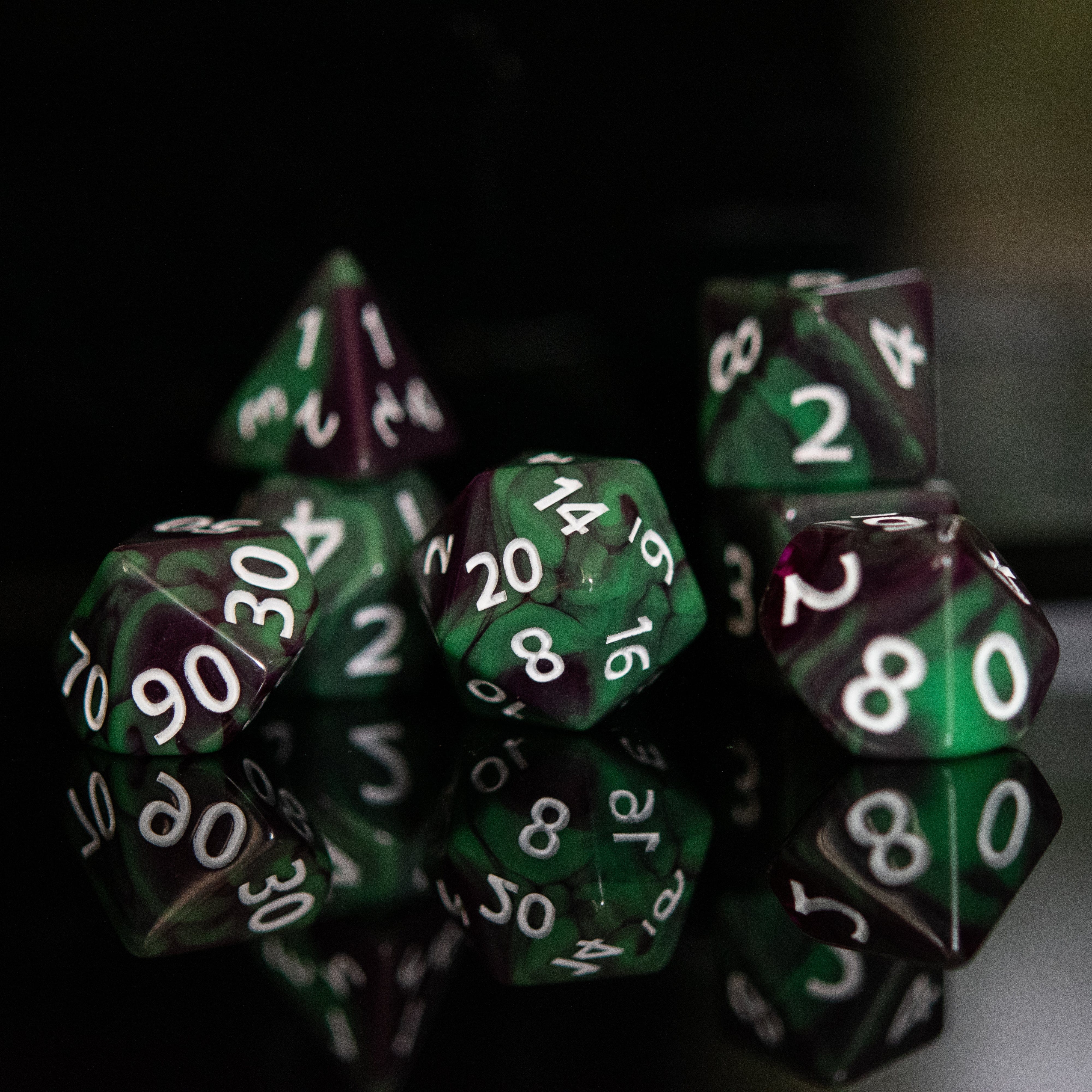 Misty Mountain Gaming Acrylic Dice Poison Apple Acrylic Dice Set