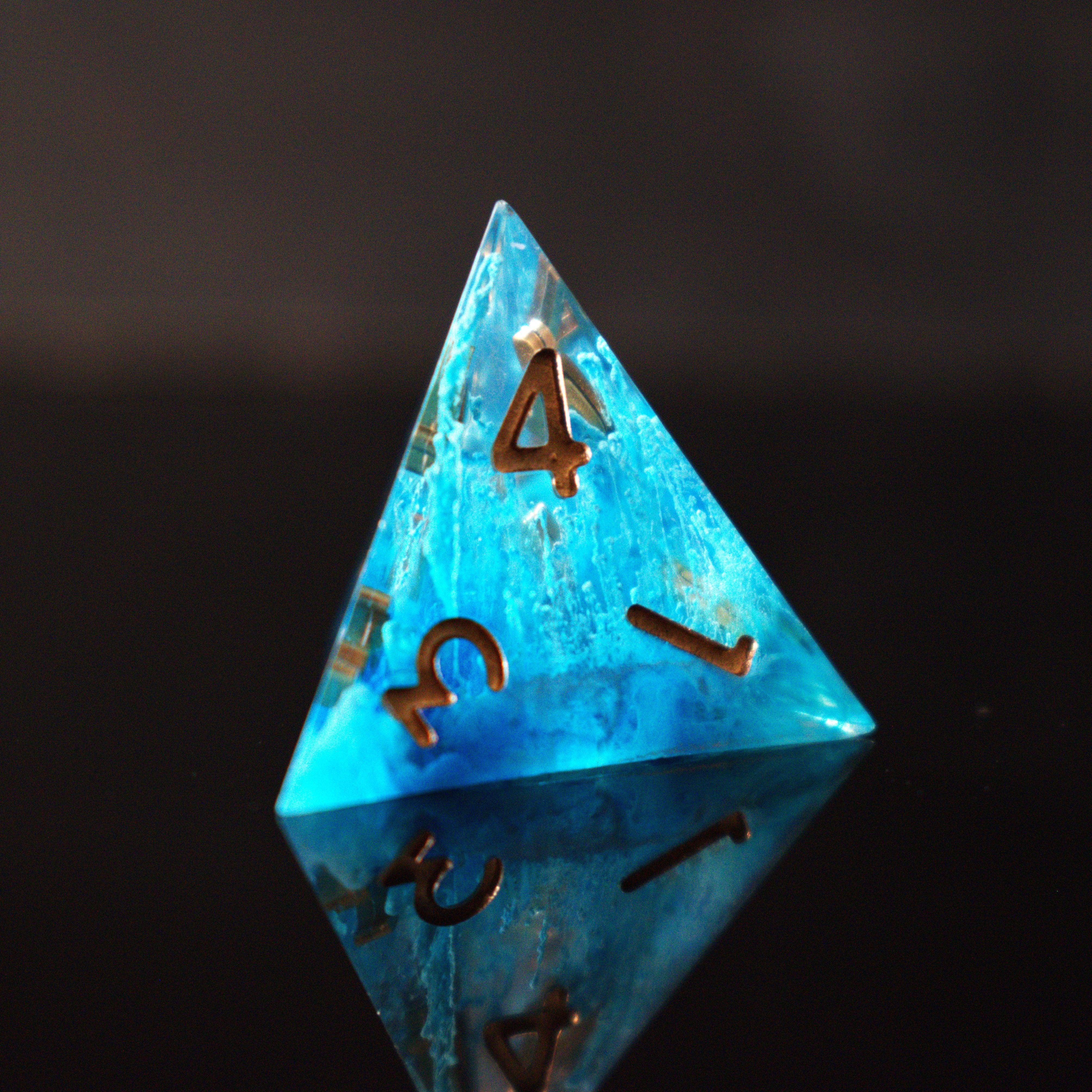 Misty Mountain Gaming Resin Shape of Water Sharp-Edged Resin Dice Set
