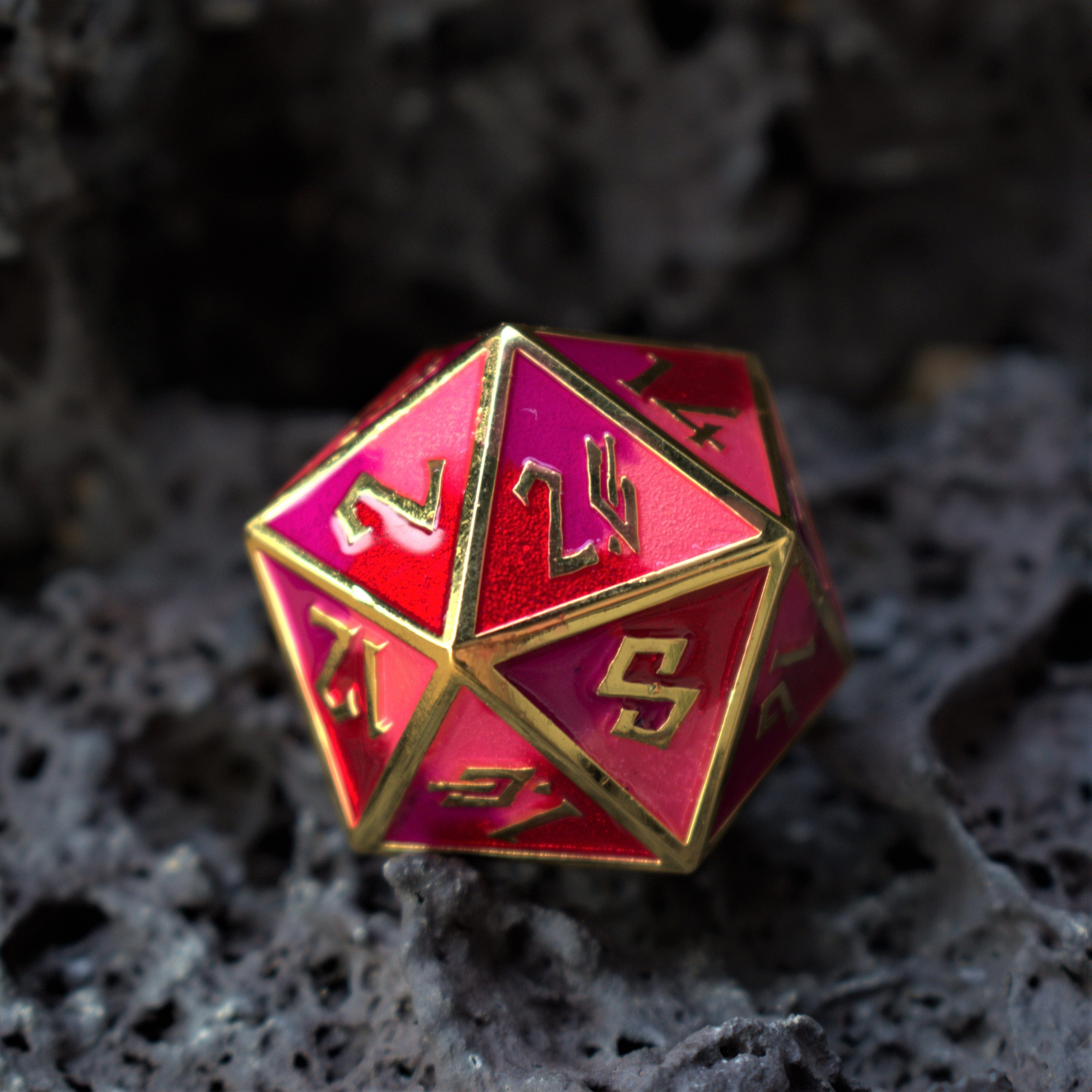 Misty Mountain Gaming Large D20s Strawberry Daiquiri Metal 35mm D20