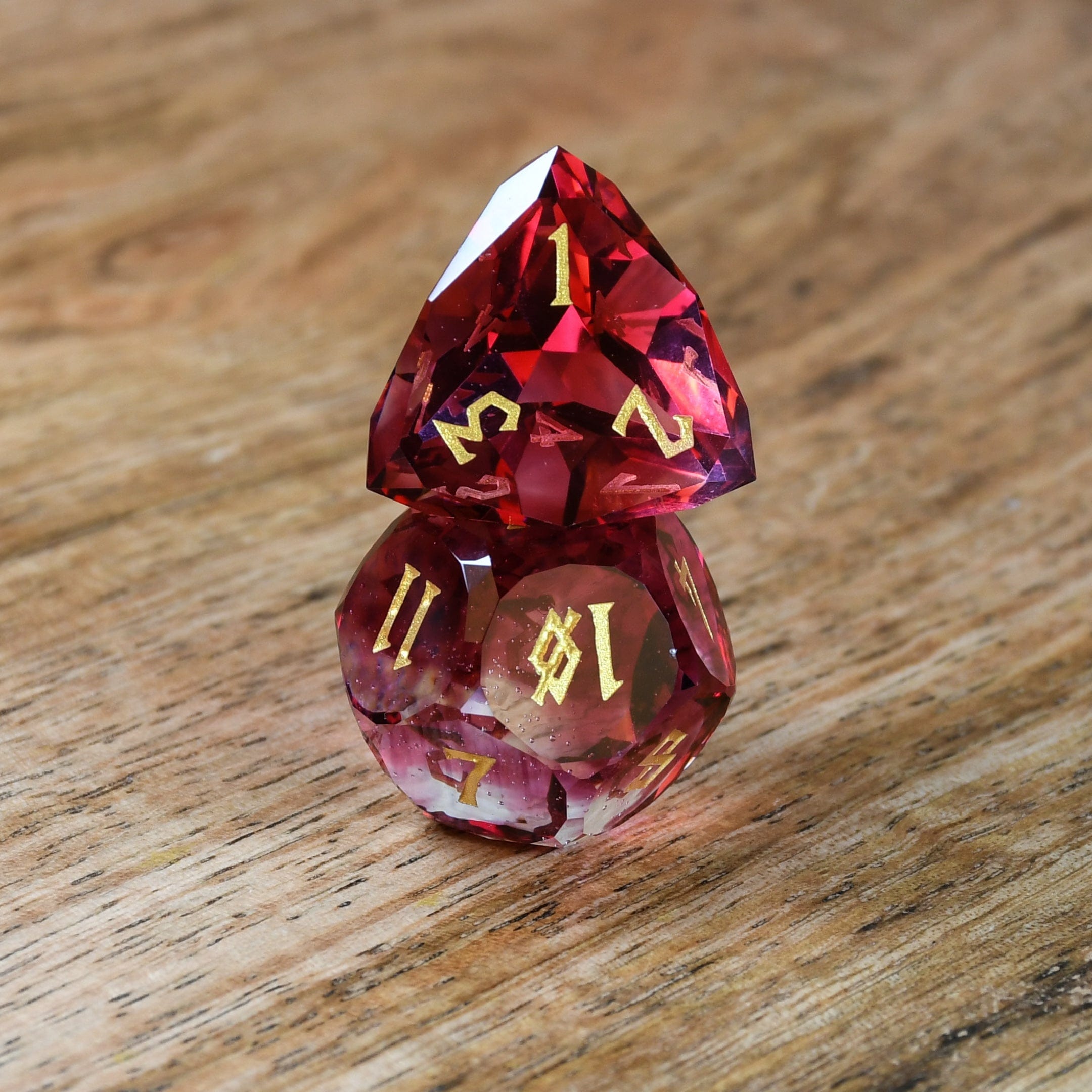 Misty Mountain Gaming Stone/Glass Strawberry Multifaceted Glass Dice Set