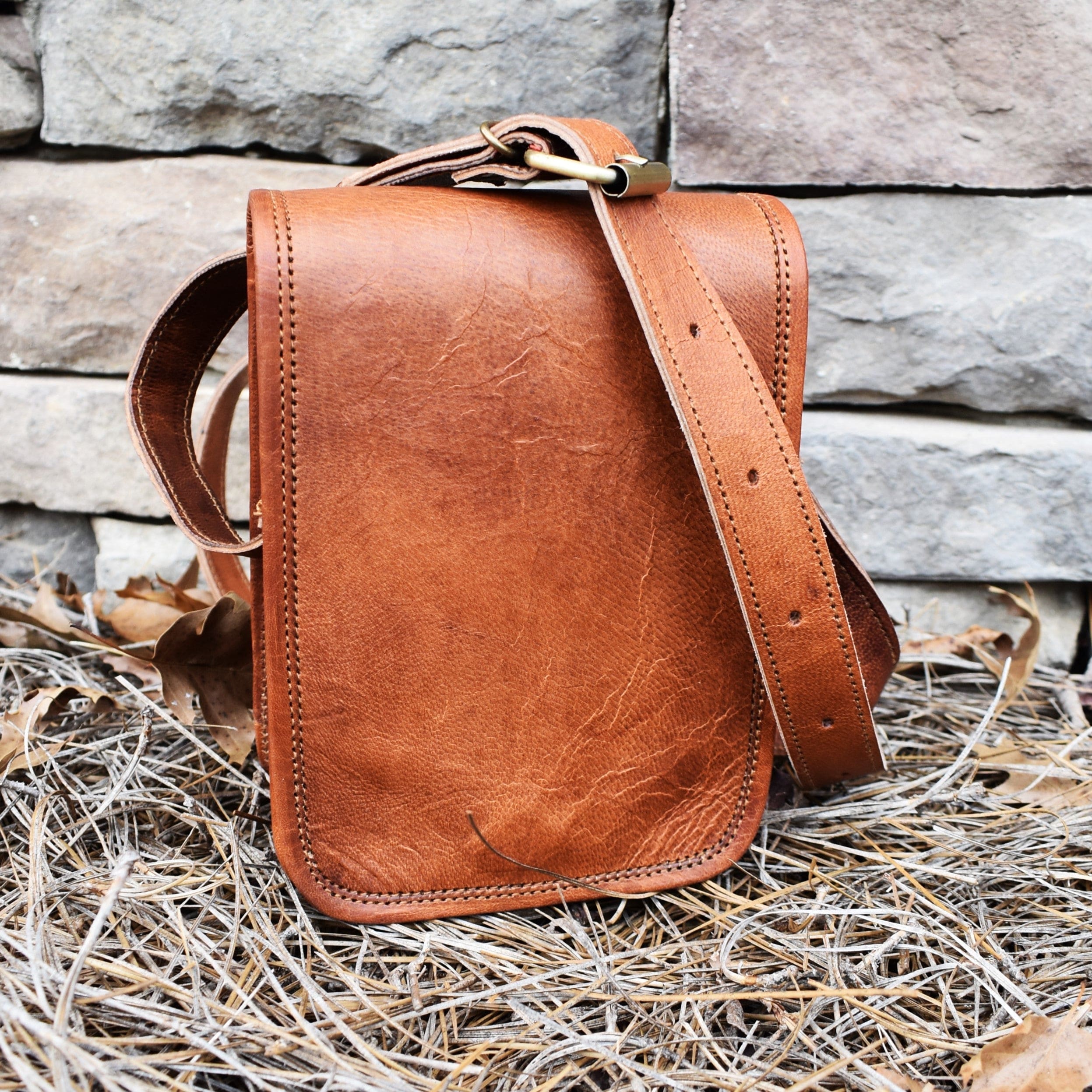 Misty Mountain Gaming leather bag TAN The Pathfinder Leather Flap Satchel - Small