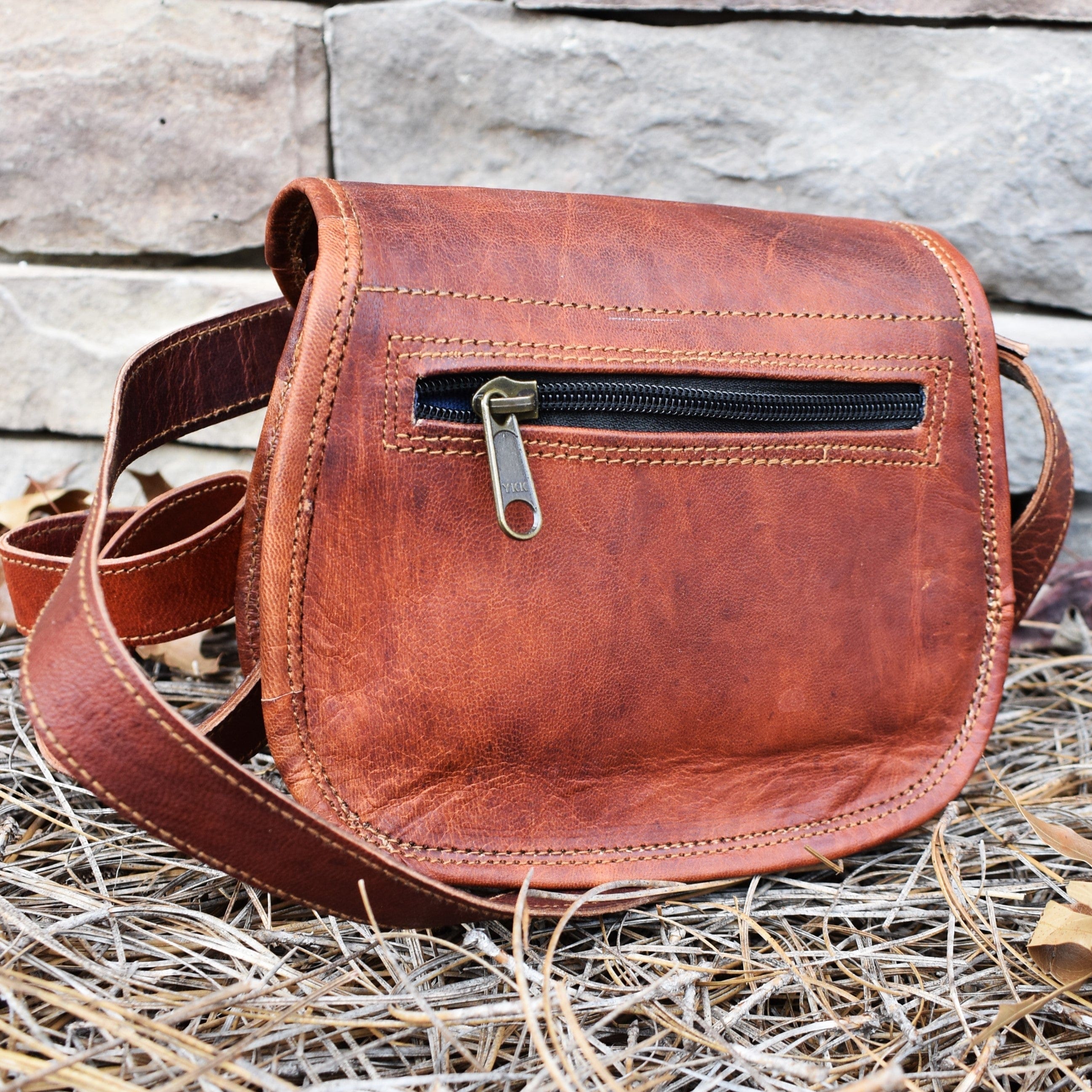 Misty Mountain Gaming leather bag The Rogue Leather Satchel - Small (Tan)