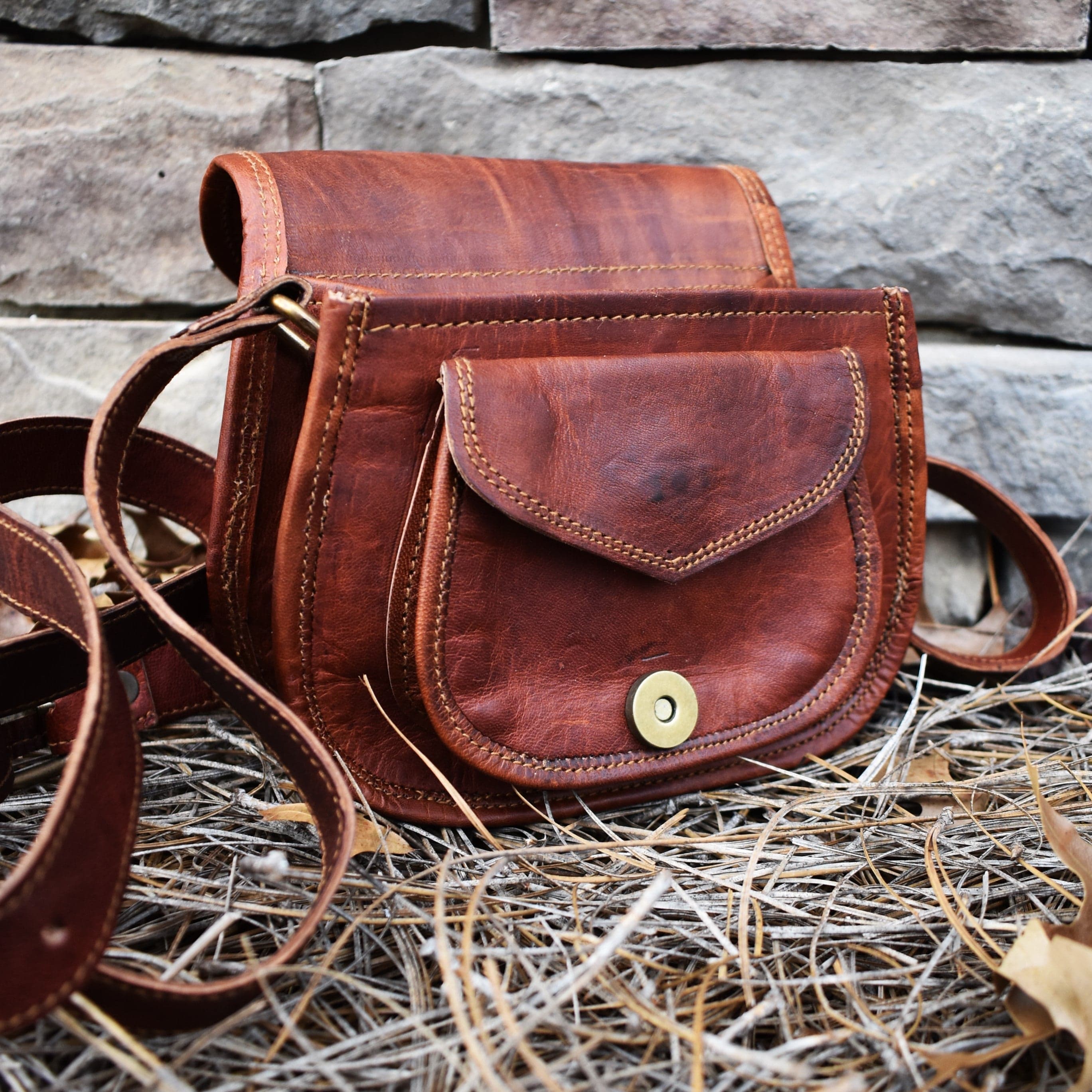 Misty Mountain Gaming leather bag The Rogue Leather Satchel - Small (Tan)