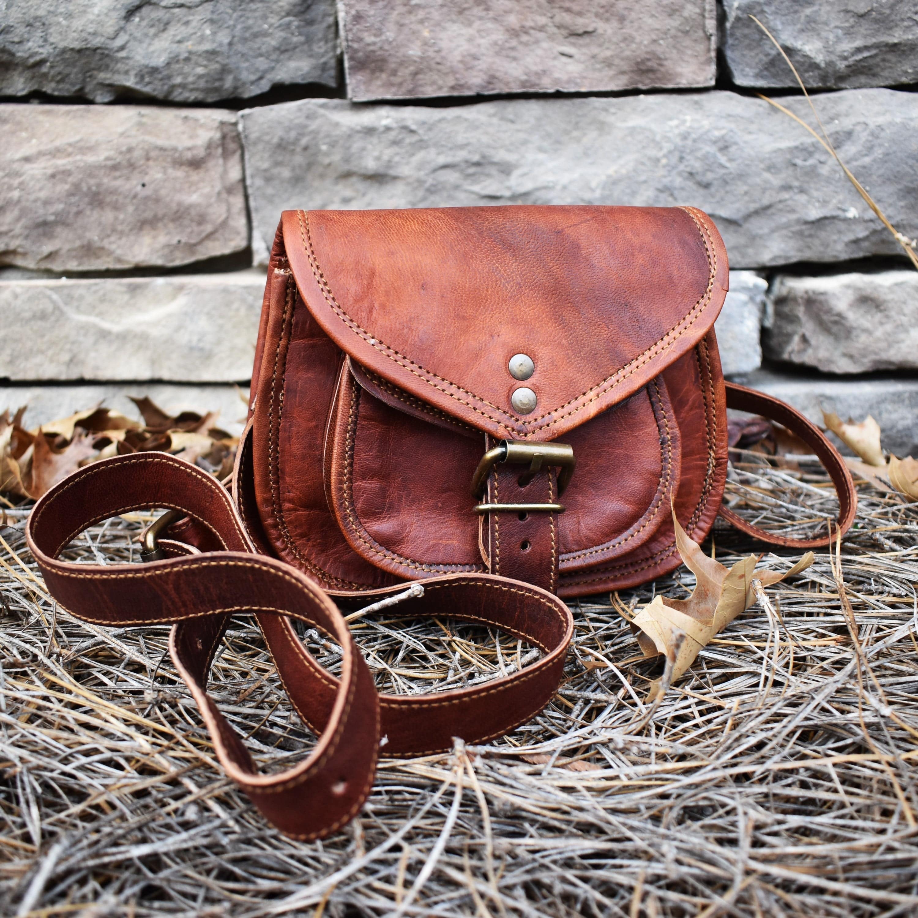 Misty Mountain Gaming leather bag The Rogue Leather Satchel - Small (Tan)