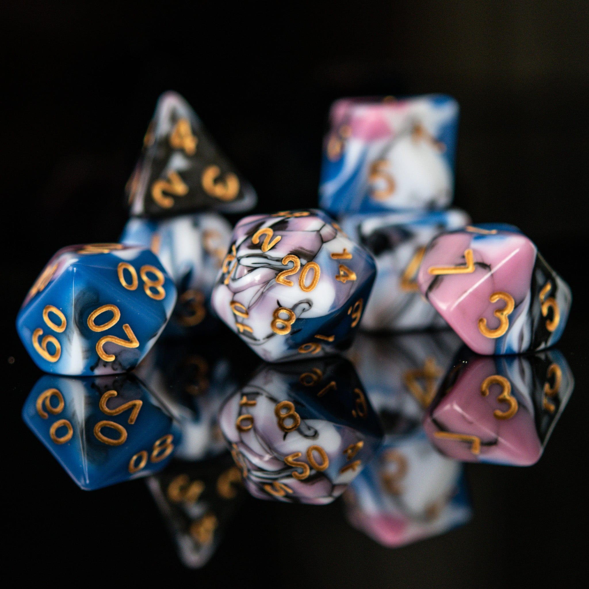 Misty Mountain Gaming Acrylic Dice Twisted Dreams Acrylic Dice Set