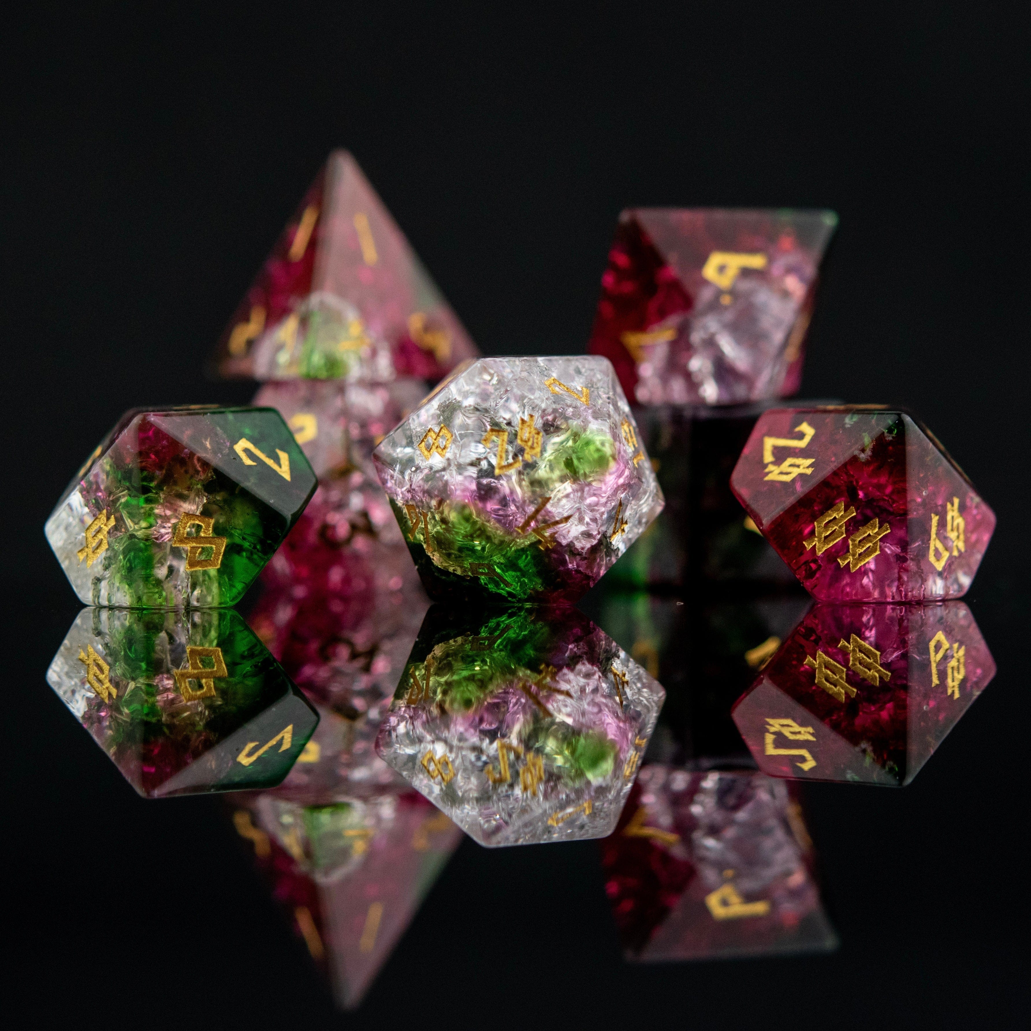 Misty Mountain Gaming Stone/Glass Watermelon Shattered Glass Dice Set