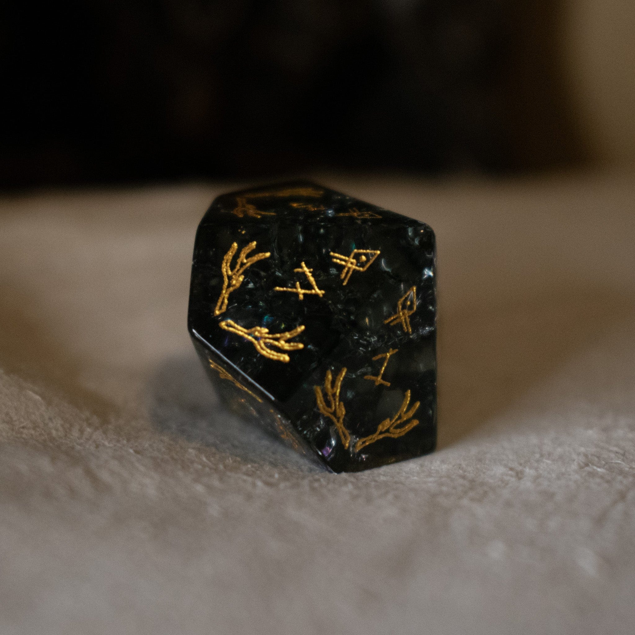 Misty Mountain Gaming Stone/Glass Wendigo Shattered Glass Dice Set